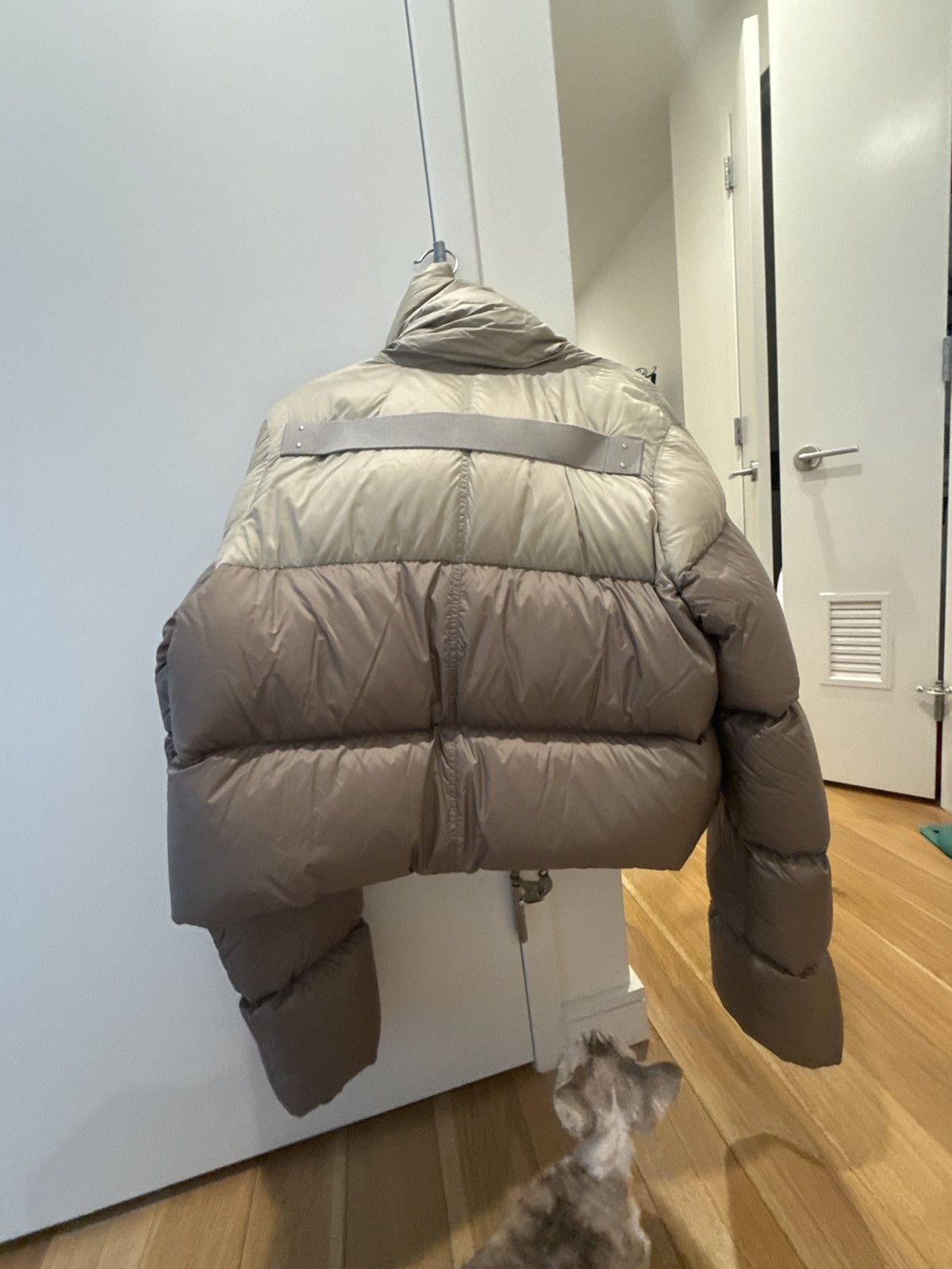 Rick Owens rick owens beige taupe down funnel neck jacket- gently used Size XS / US 0-2 / IT 36-38 - 3 Thumbnail