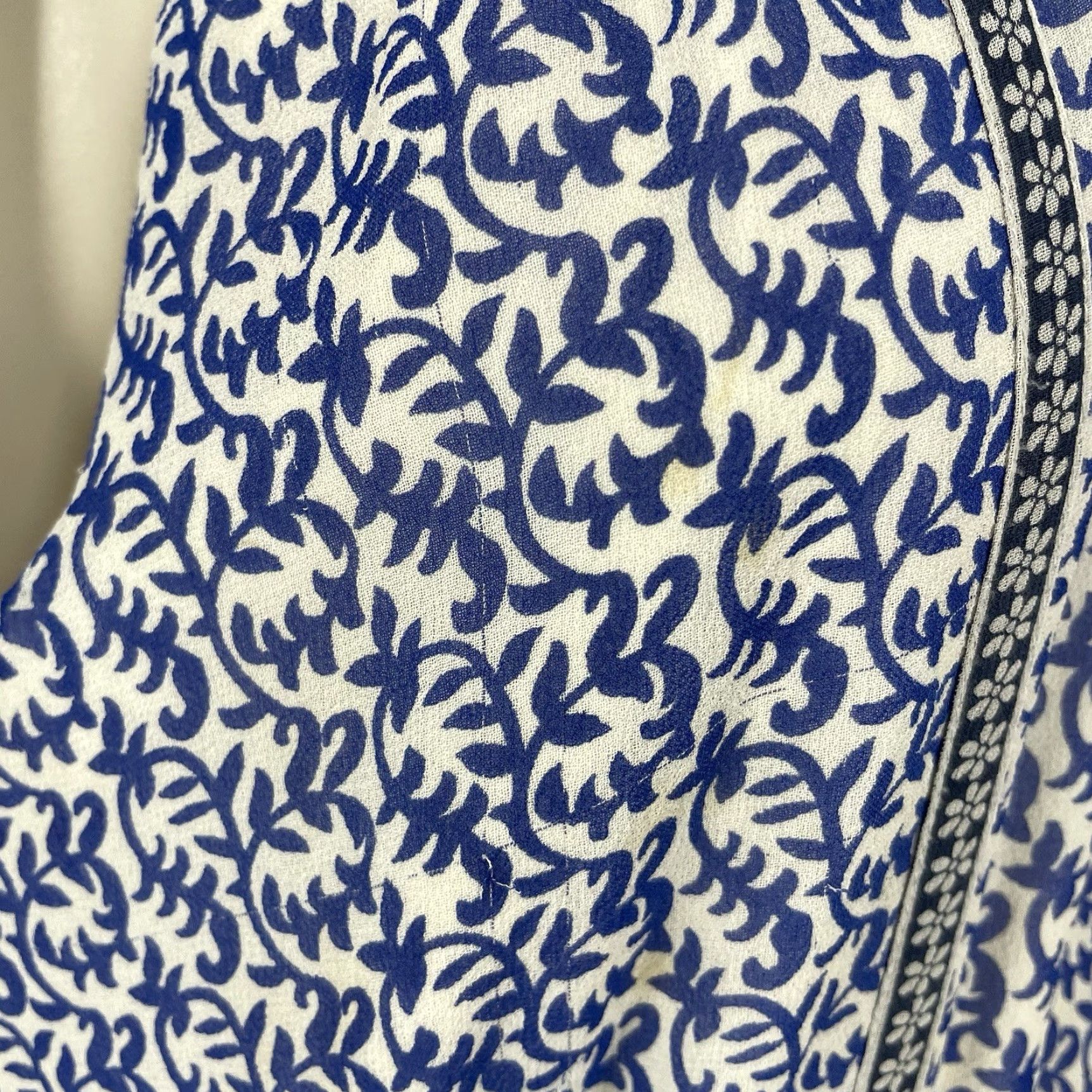 Joie JOIE Maxi Dress Blue & White Silk Chiffon Printed Side Slits Lined Sleeveless Size Large L Size L / US 10 / IT 46 - 6 Thumbnail