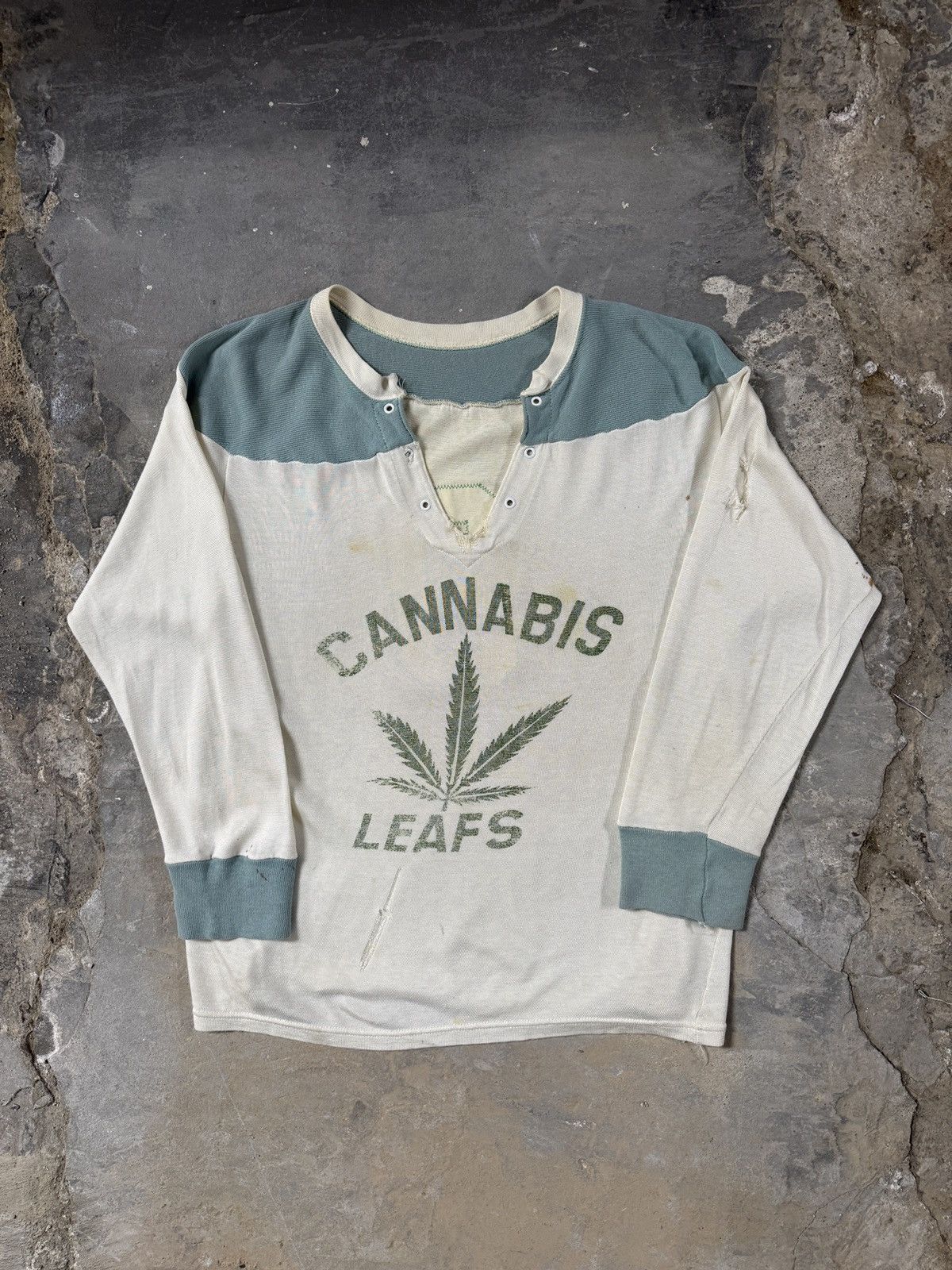 Vintage Very Rare 1960’s Cannabis Leafs Jersey Size US L / EU 52-54 / 3 - 1 Thumbnail