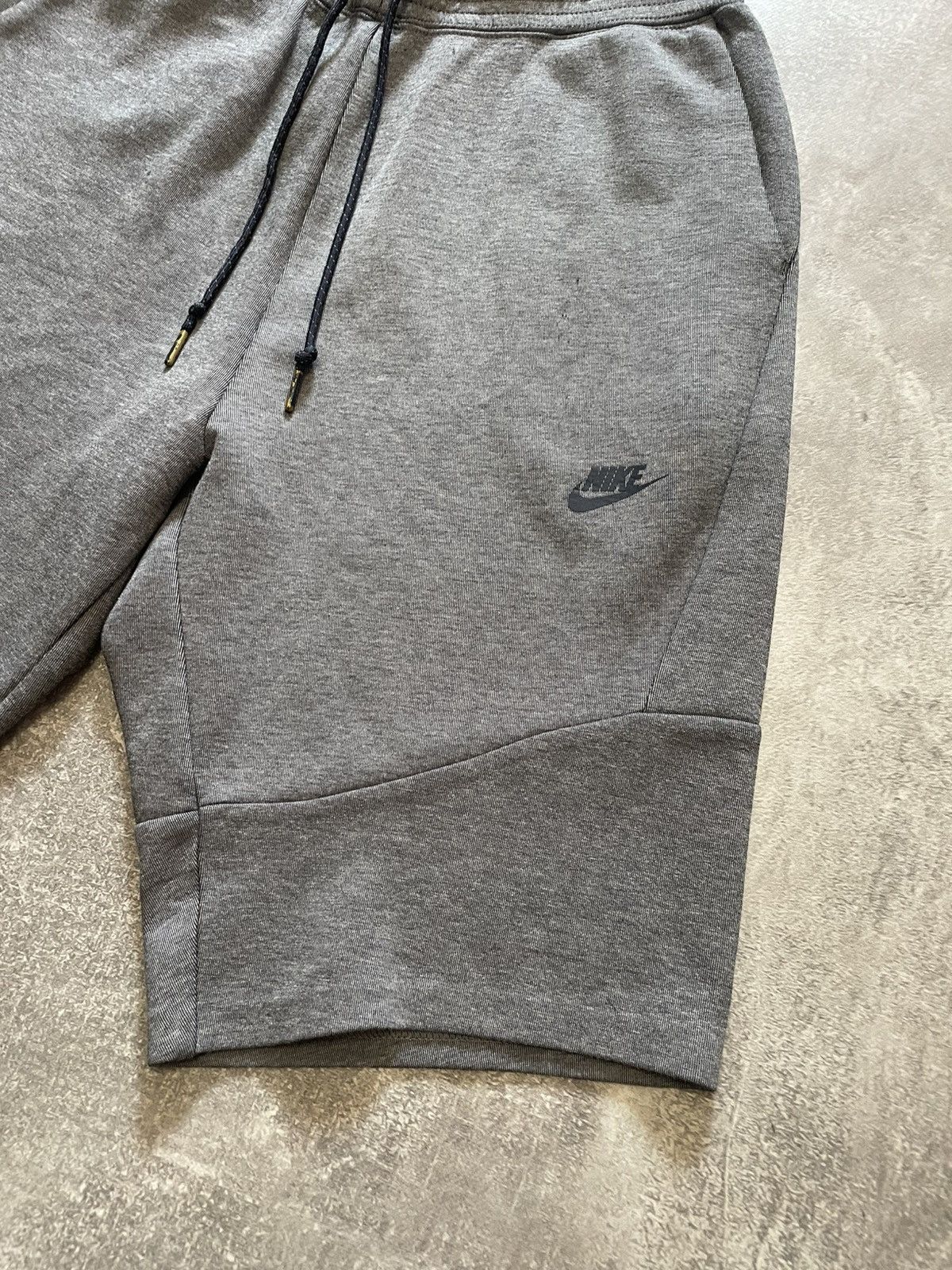 Nike Nike Tech Fleece Sweat Shorts Drill Size L Size US 34 / EU 50 - 4 Thumbnail