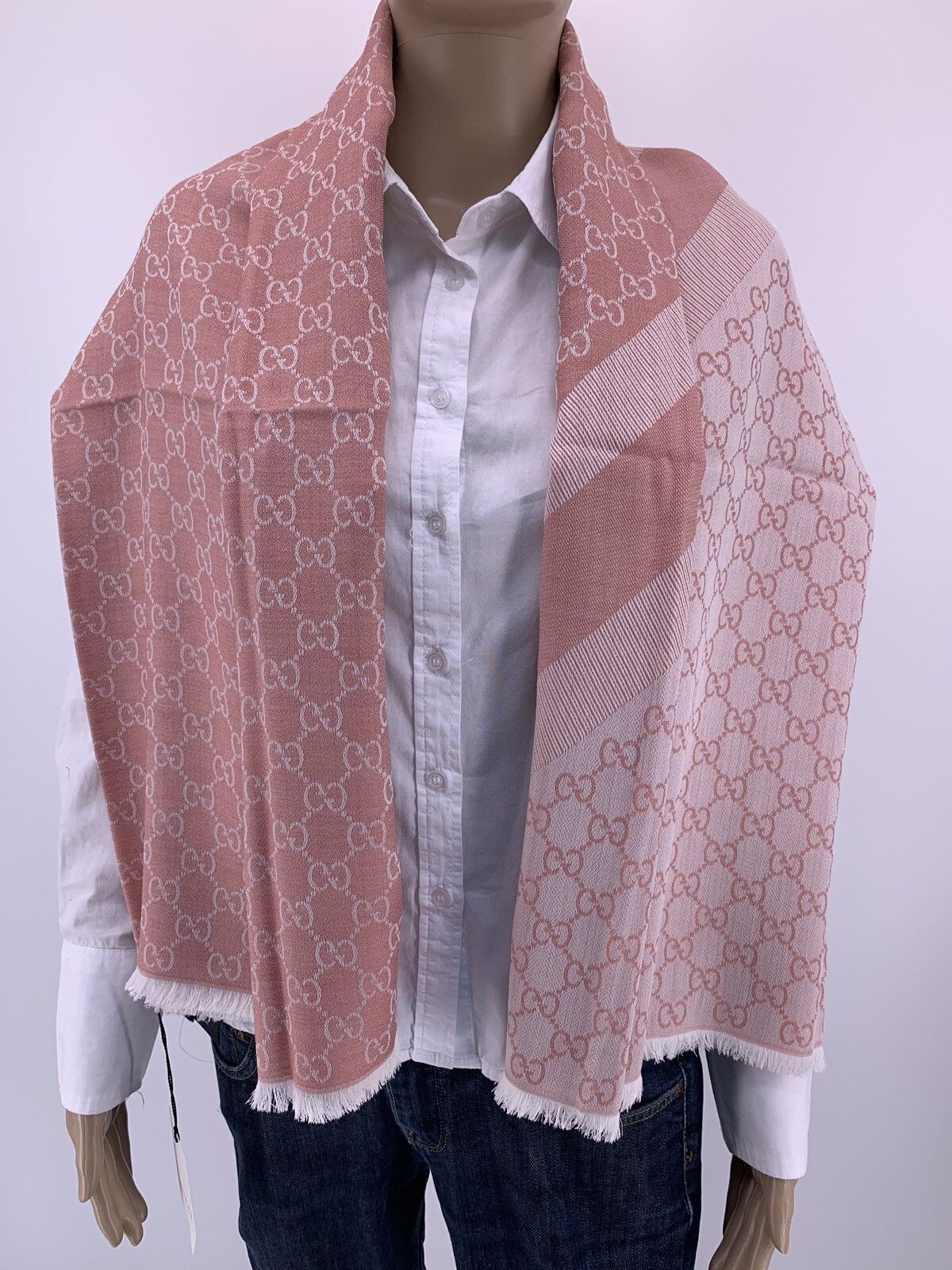 Gucci Size-140x140cm New Gucci Scarves Size ONE SIZE - 4 Thumbnail