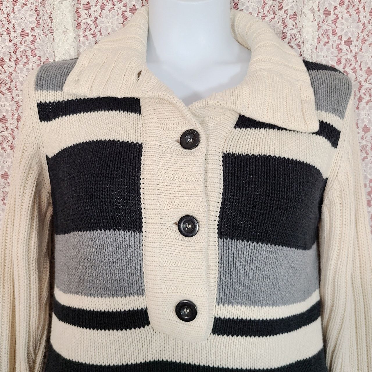 Lacoste vintage 90s Lacoste cream grey blackknit sweater medium Size US M / EU 48-50 / 2 - 7 Thumbnail