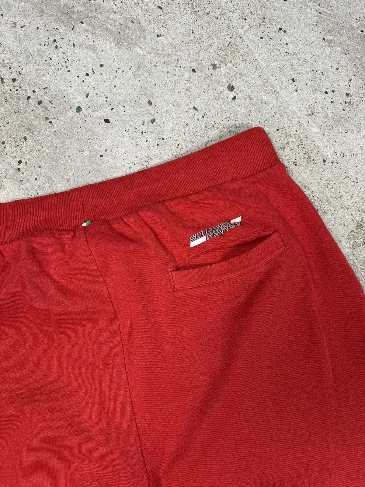 Ferrari Vintage Y2K Ferrari Scuderia Red Baggy Sweatpants Logo Size US 36 / EU 52 - 18 Thumbnail