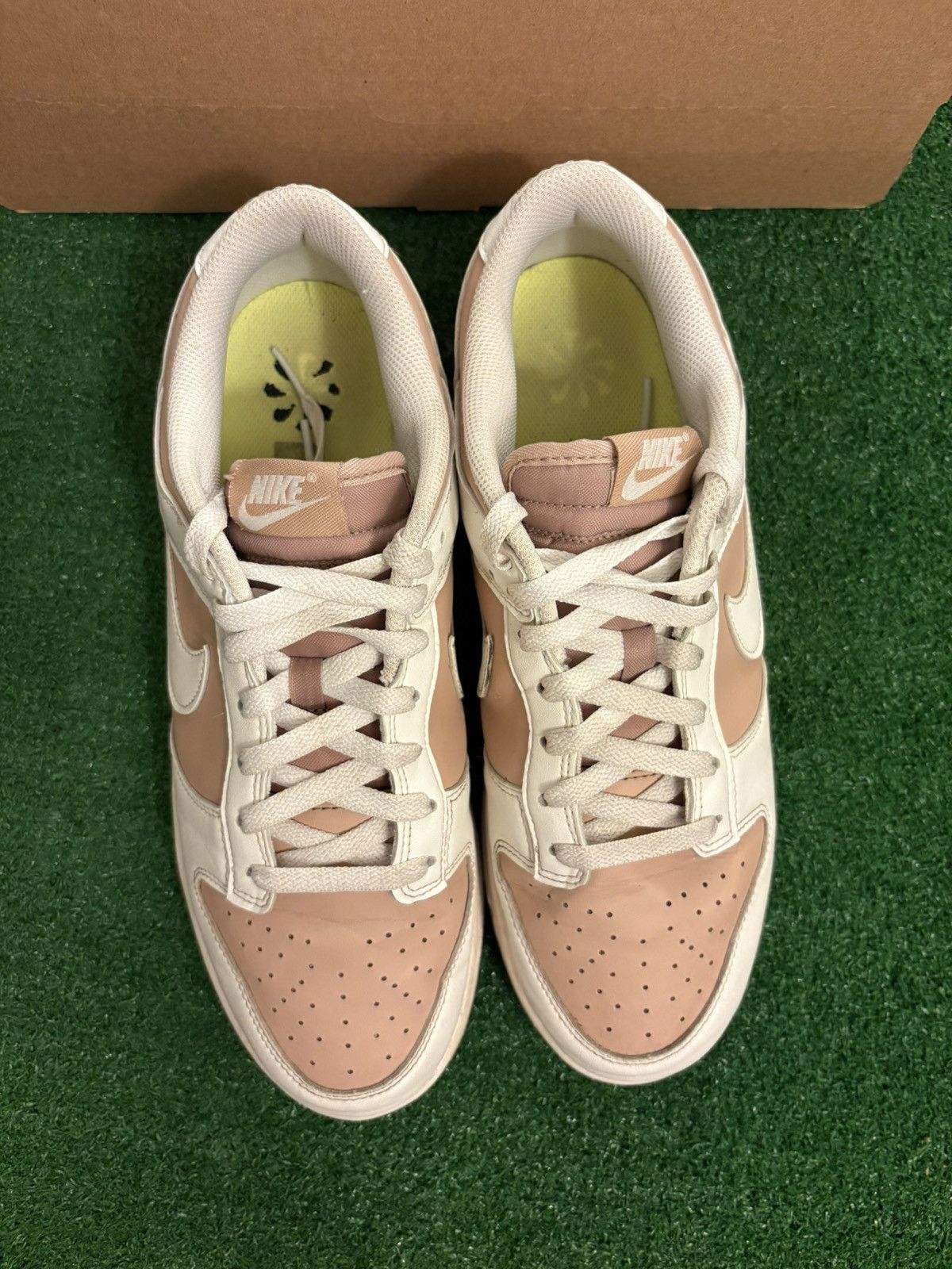 Nike Dunk low Beige Sail Size 10.5/12w Size US 10.5 / EU 43-44 - 4 Thumbnail