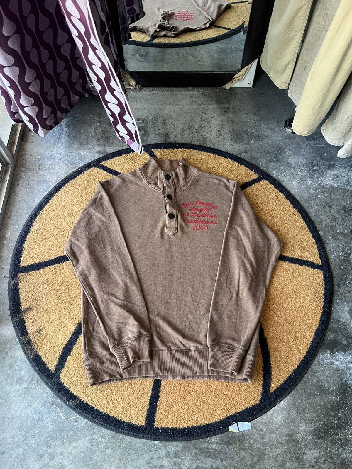 MLB 🔥Uniqlo MLB Los Angeles Angels Anaheim Button Long Sleeve Size US M / EU 48-50 / 2 - 2 Thumbnail