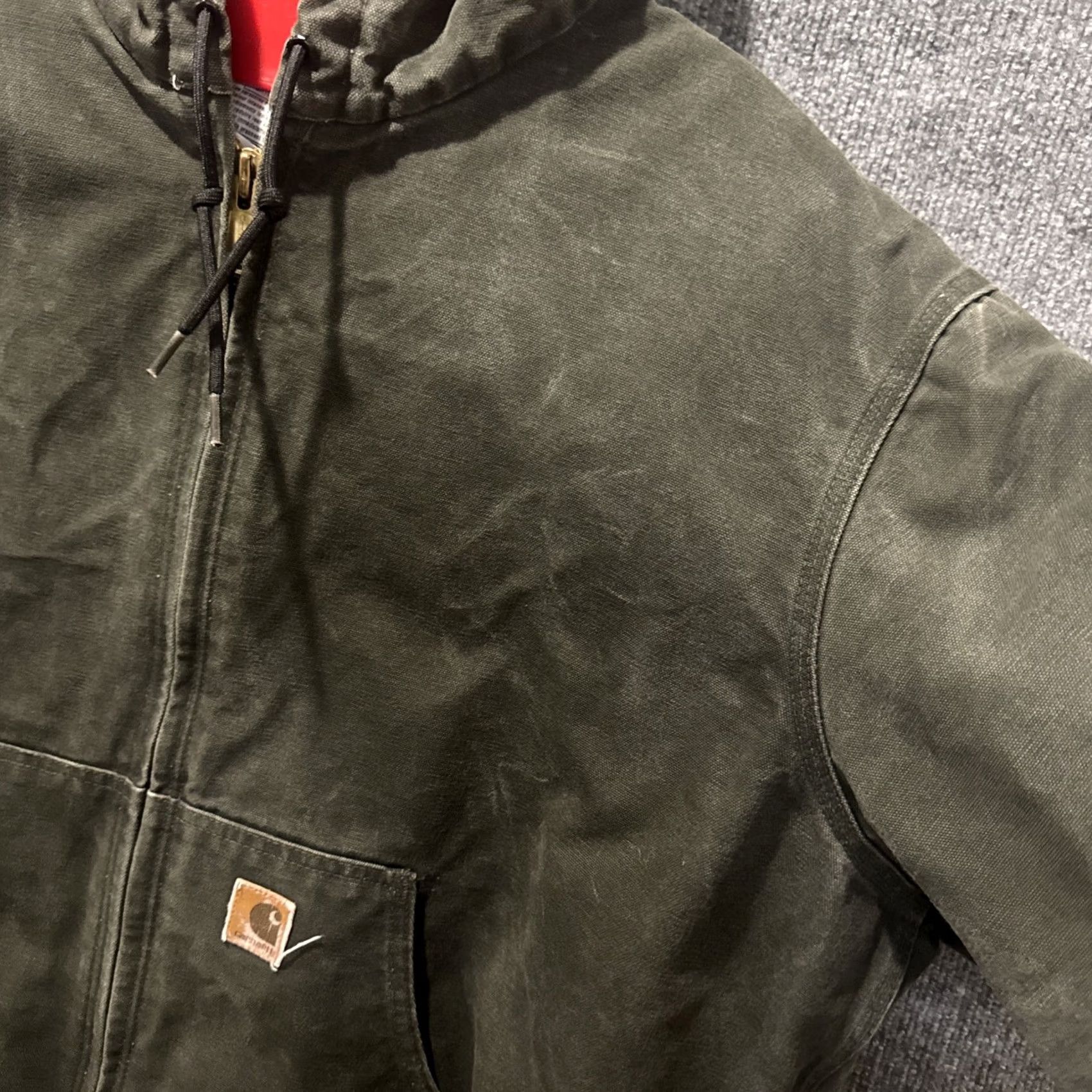 Carhartt VINTAGE Carhartt Quilted Hooded Active Jacket Green Moss J130 MOS Men’s XL Bomber Jacket Mens Green Quilted Hooded Active Jacket Size US XL / EU 56 / 4 - 6 Thumbnail