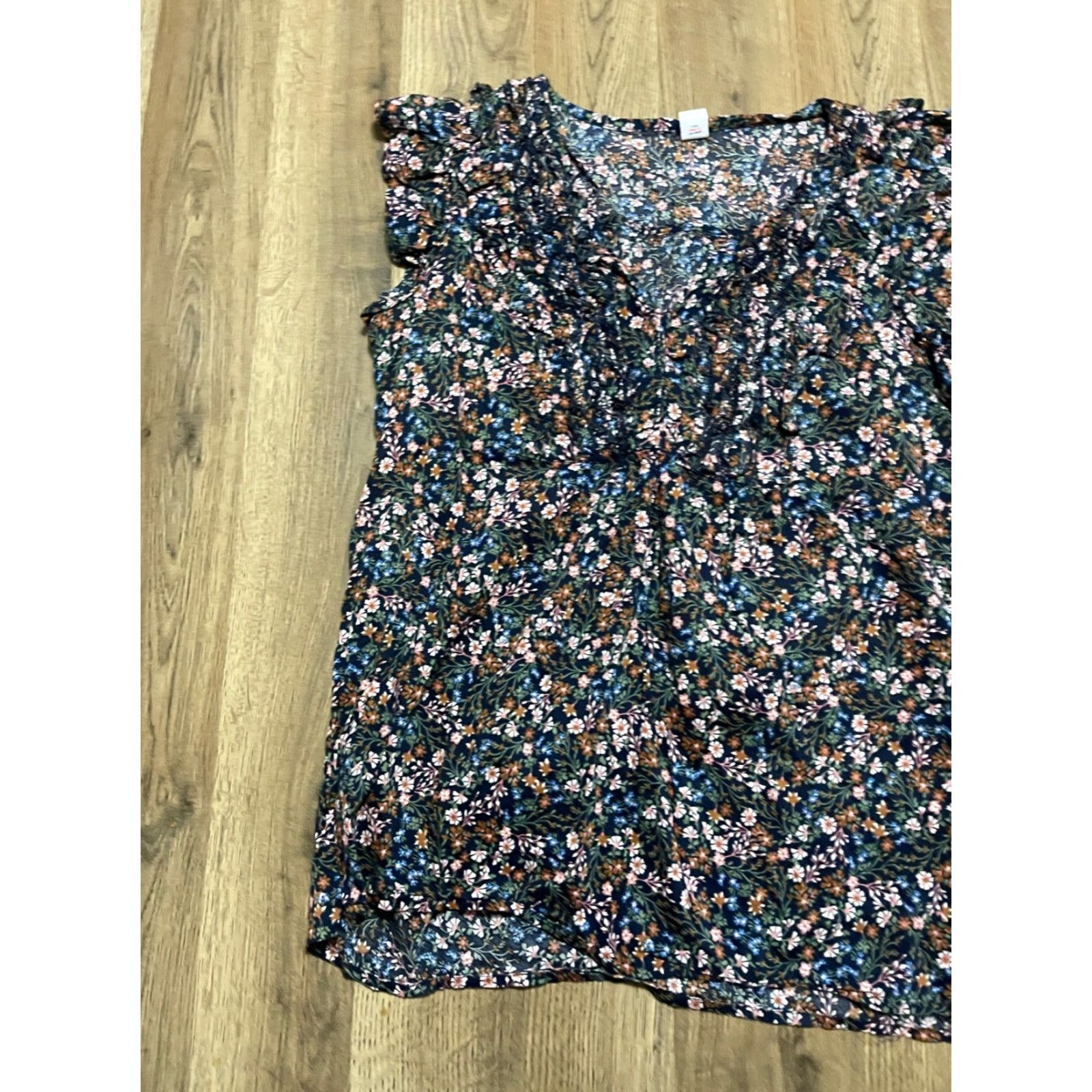 Old Navy Old Navy Blouse Womens M Tall Multicolor V-Neck Floral Ruffle Sleeve Shirt Casual Womens Size M / US 6-8 / IT 42-44 - 3 Thumbnail
