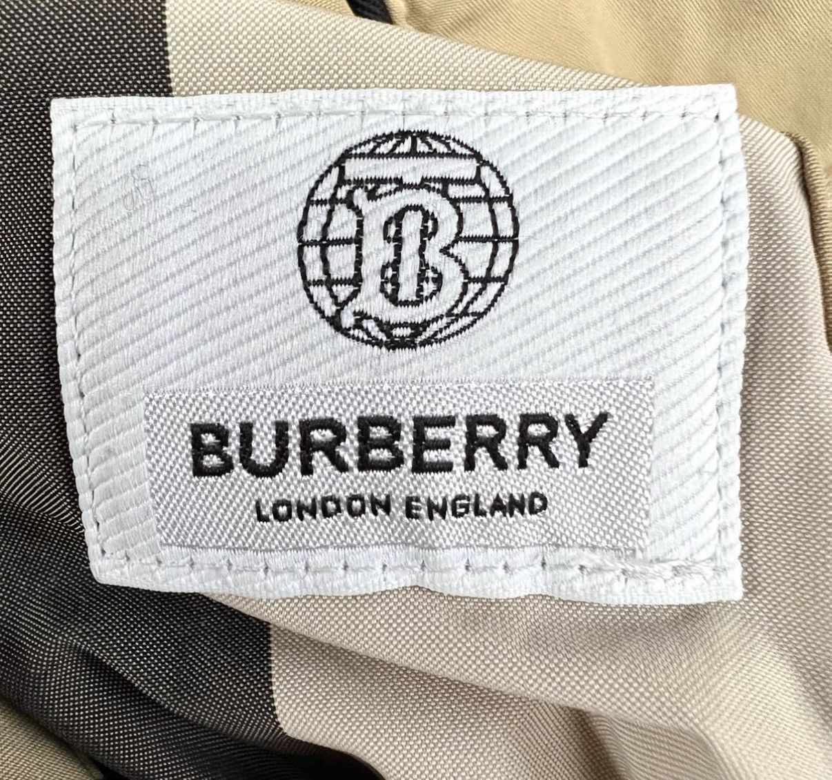 Burberry Burberry Reversible Check Detachable Hood Down Jacket K12 Size US XS / EU 42 / 0 - 5 Thumbnail