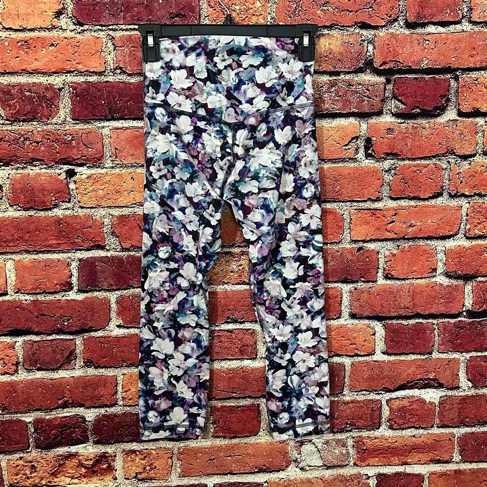 Lululemon lululemon leggings size 4 Size 27" / US 4 / IT 40 - 4 Thumbnail