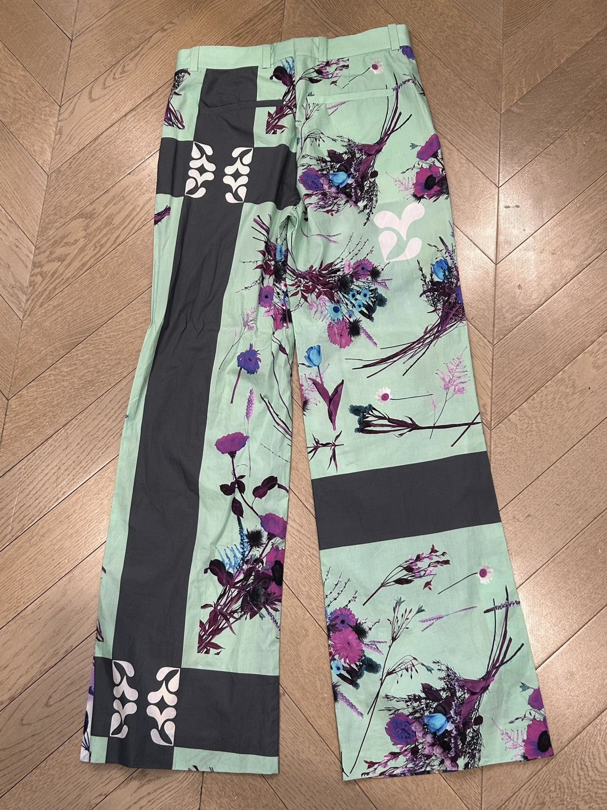 Louis Vuitton FLORAL PRINTED PANTS Size US 38 / EU 54 - 2 Thumbnail