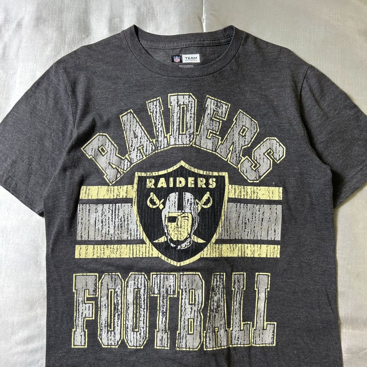 NFL Raiders NFL Football Graphic Tee Size US M / EU 48-50 / 2 - 2 Thumbnail