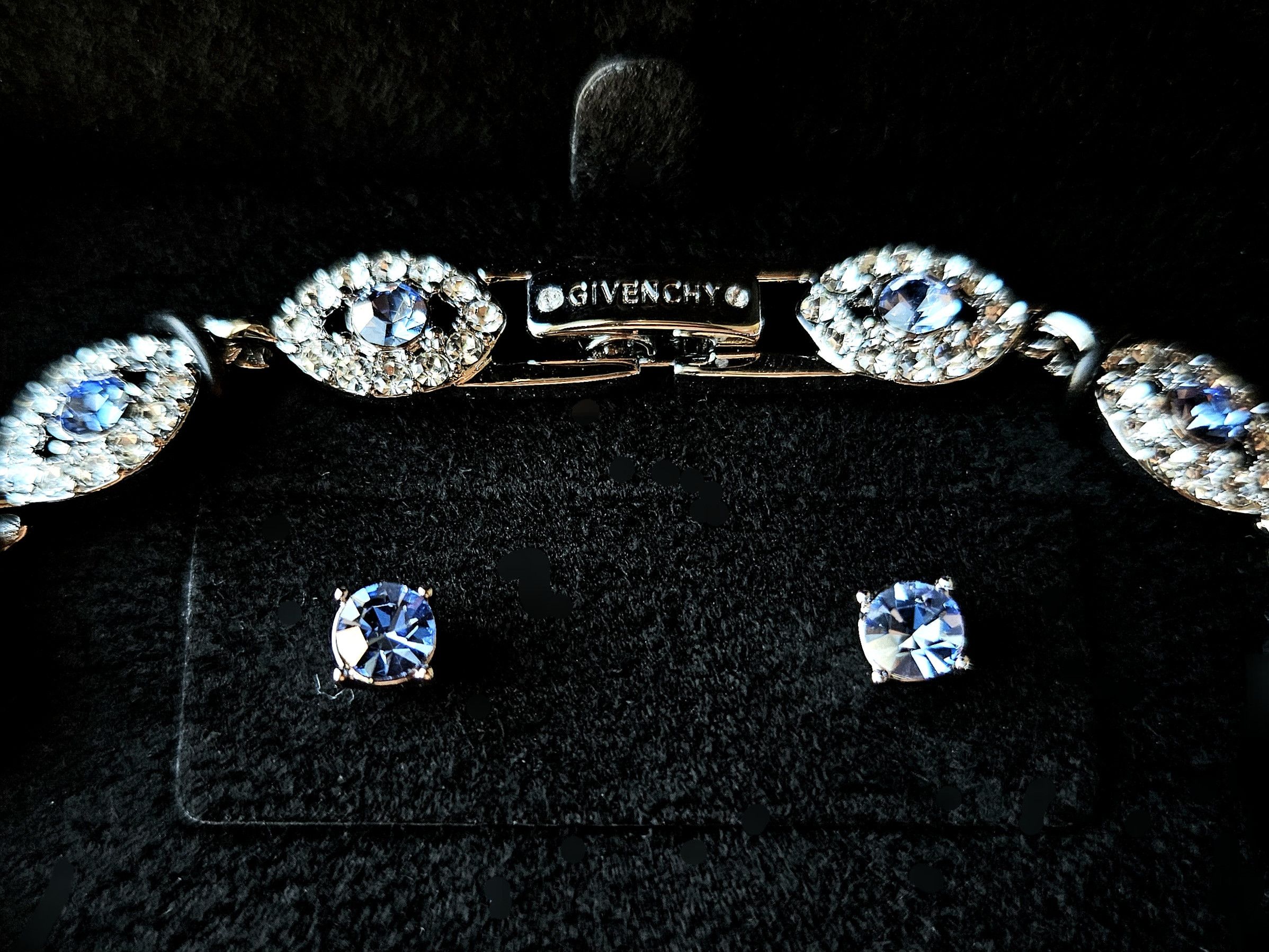 Givenchy 🩵 Aqua Silver Flex Eye Bracelet💎👁️ Size ONE SIZE - 4 Thumbnail