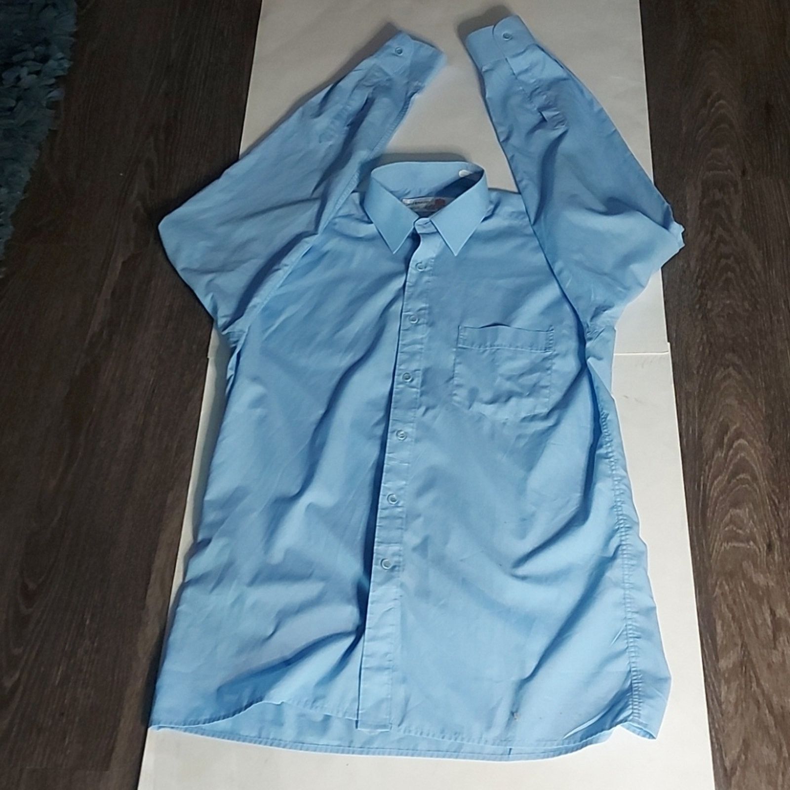 Van Heusen Van Heusen Light Blue Dress Shirt 15 1/2 Business Casual Size US XS / EU 42 / 0 - 5 Thumbnail