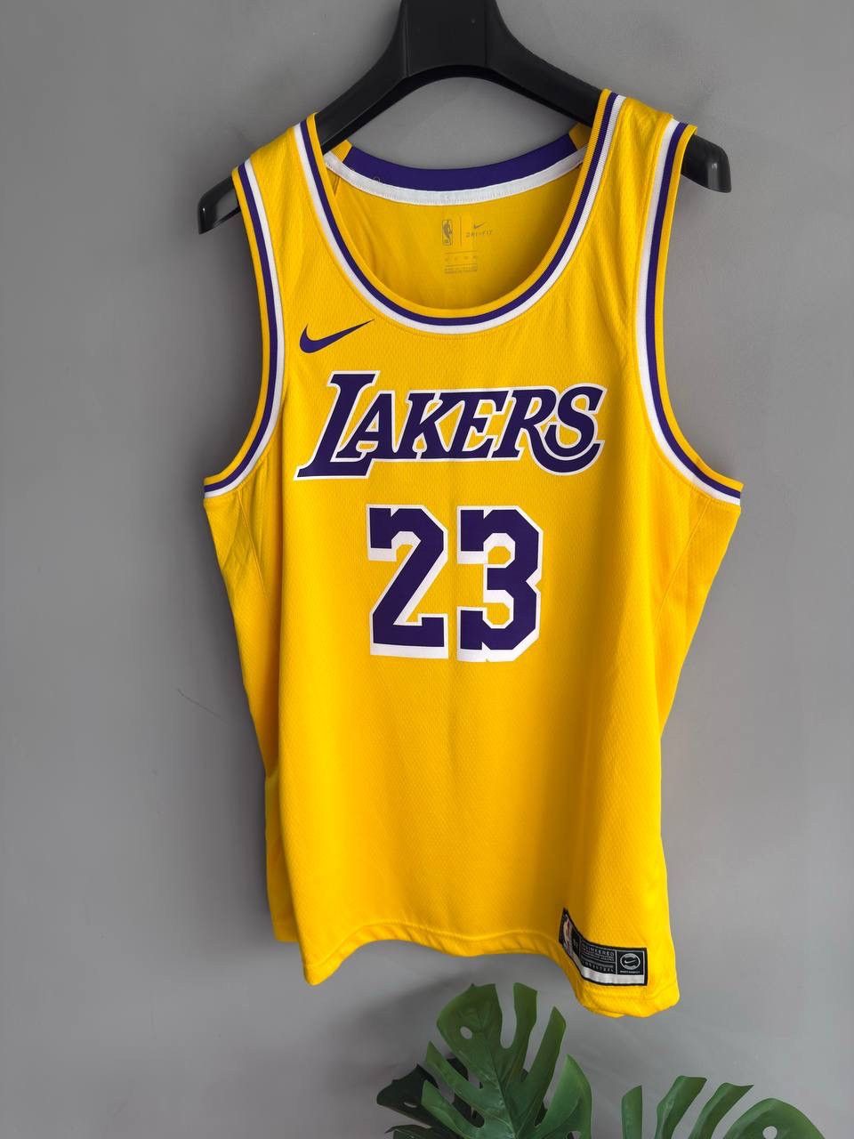 Nike Nike Los Angeles Lakers NBA Basketball Jersey #23 JAMES, XL Size US XL / EU 56 / 4 - 2 Thumbnail