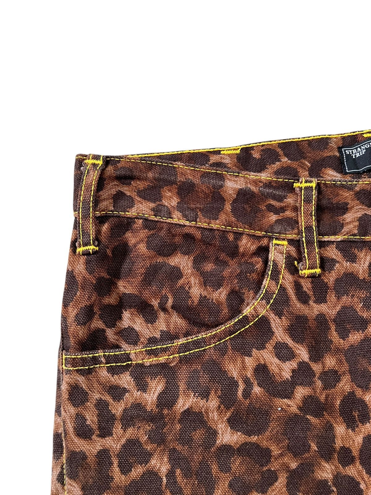 20471120 Strange Trip 🇯🇵 Leopard Print Flare Denim Size US 29 - 6 Thumbnail