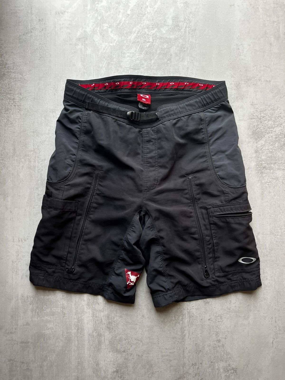 Oakley Oakley Technical Cargo Shorts - Size XL 🖤 Size US 34 / EU 50 - 1 Thumbnail