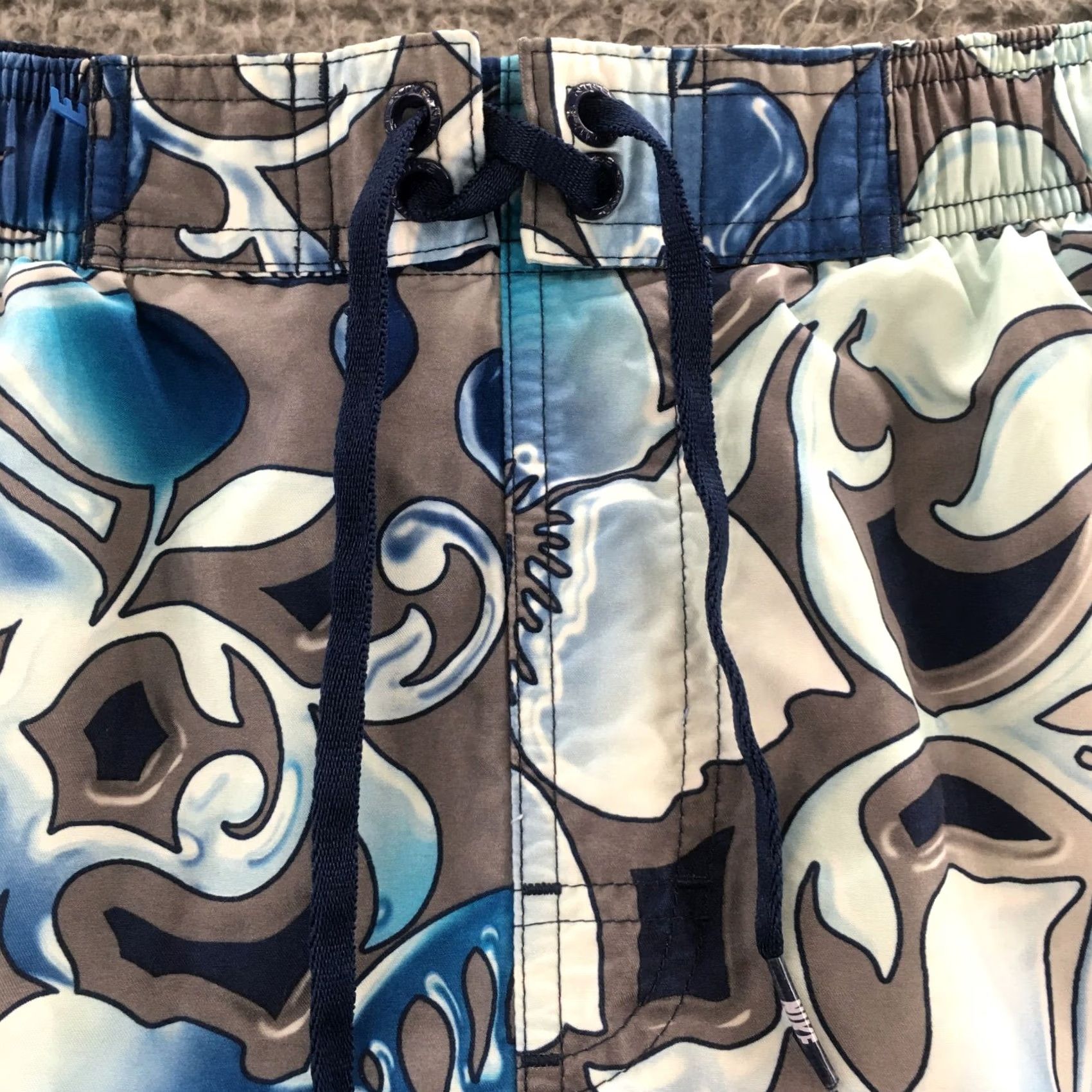 Nike Nike Board Shorts Mens Medium Multicolor Floral Print Drawstring Size US 31 - 3 Thumbnail