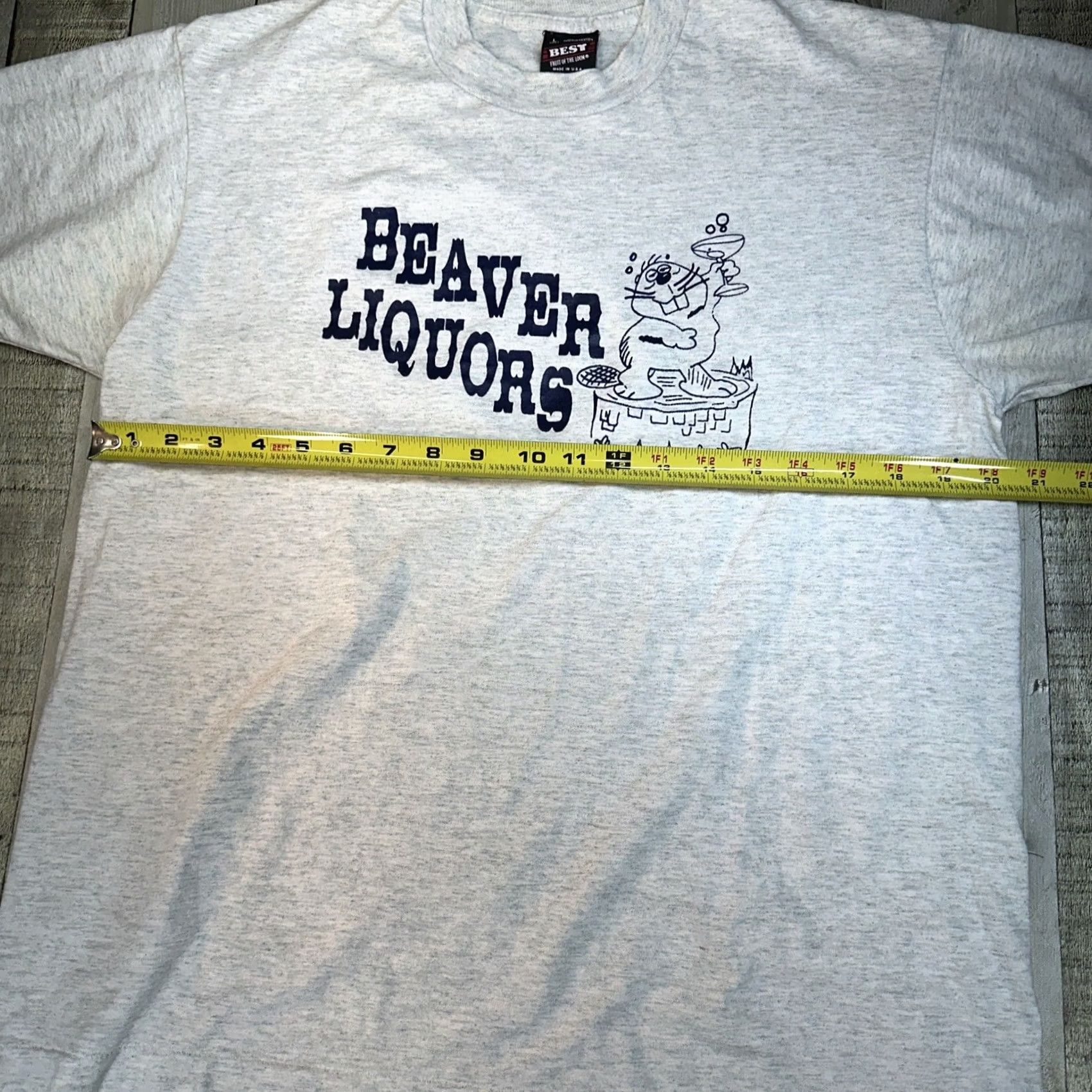 Fruit Of The Loom VINTAGE Fruit of the Loom T-Shirt Men L Gray Beaver liquors USA 90s Size US L / EU 52-54 / 3 - 5 Thumbnail