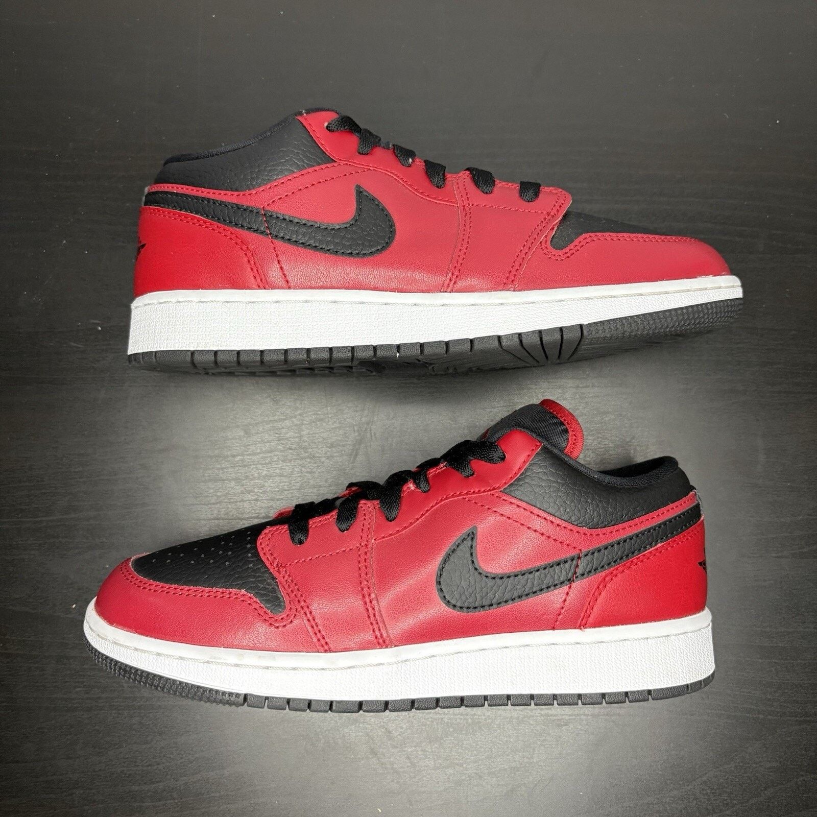 Nike Size 6 - Jordan 1 Low Bred Size US 6 / EU 39 - 3 Thumbnail