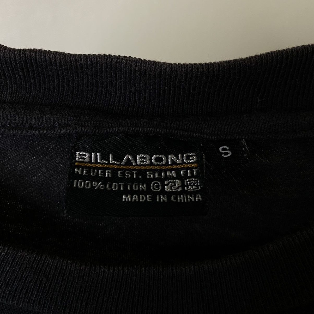 Billabong Vintage Y2K Billabong Surf T Shirt Size US S / EU 44-46 / 1 - 3 Thumbnail