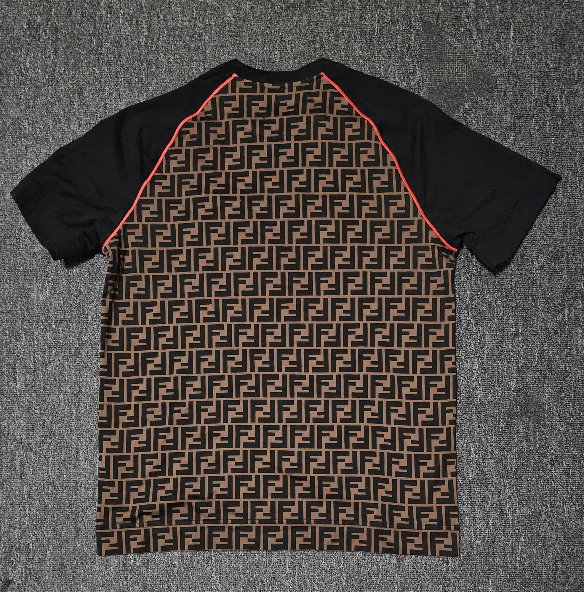 Fendi Fendi All-Over Print Short Sleeve T-shirt Size US XS / EU 42 / 0 - 2 Thumbnail