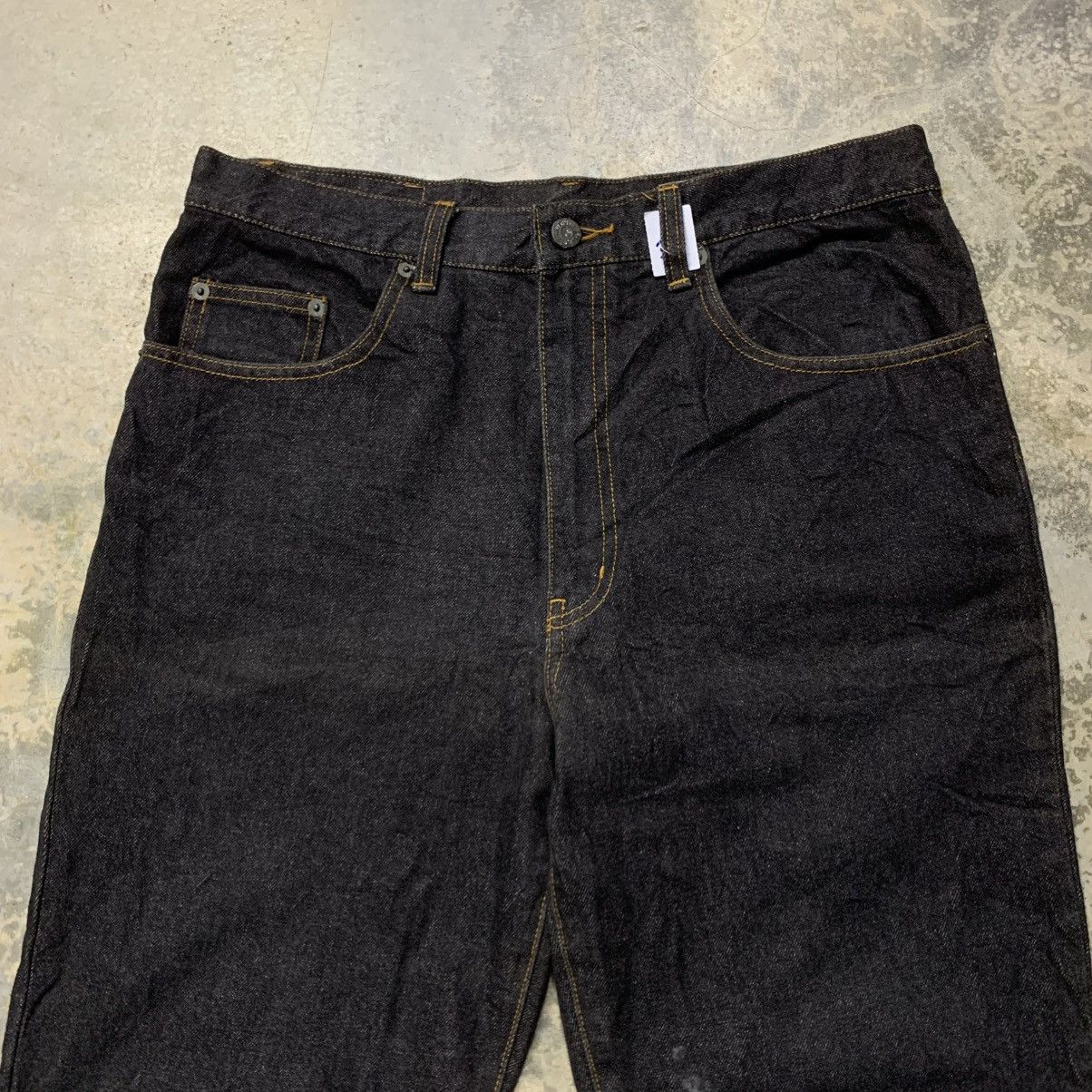 Japanese Brand × Uniqlo × Vintage Uniqlo Unique Clothing Warehouse dusty black Jean Size US 32 / EU 48 - 4 Thumbnail