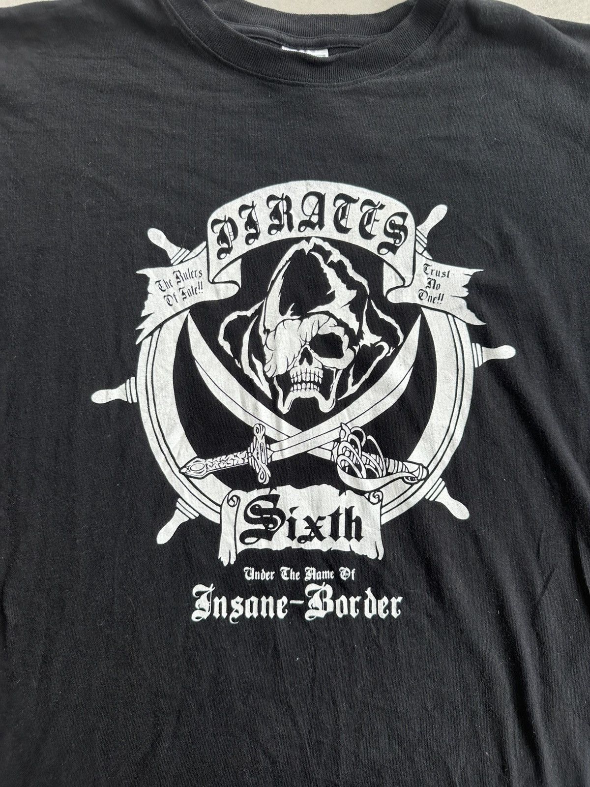 Japanese Brand × Vintage VINTAGE INSANE BORDER PIRATE SIXT SKULL TEE Size US L / EU 52-54 / 3 - 2 Thumbnail