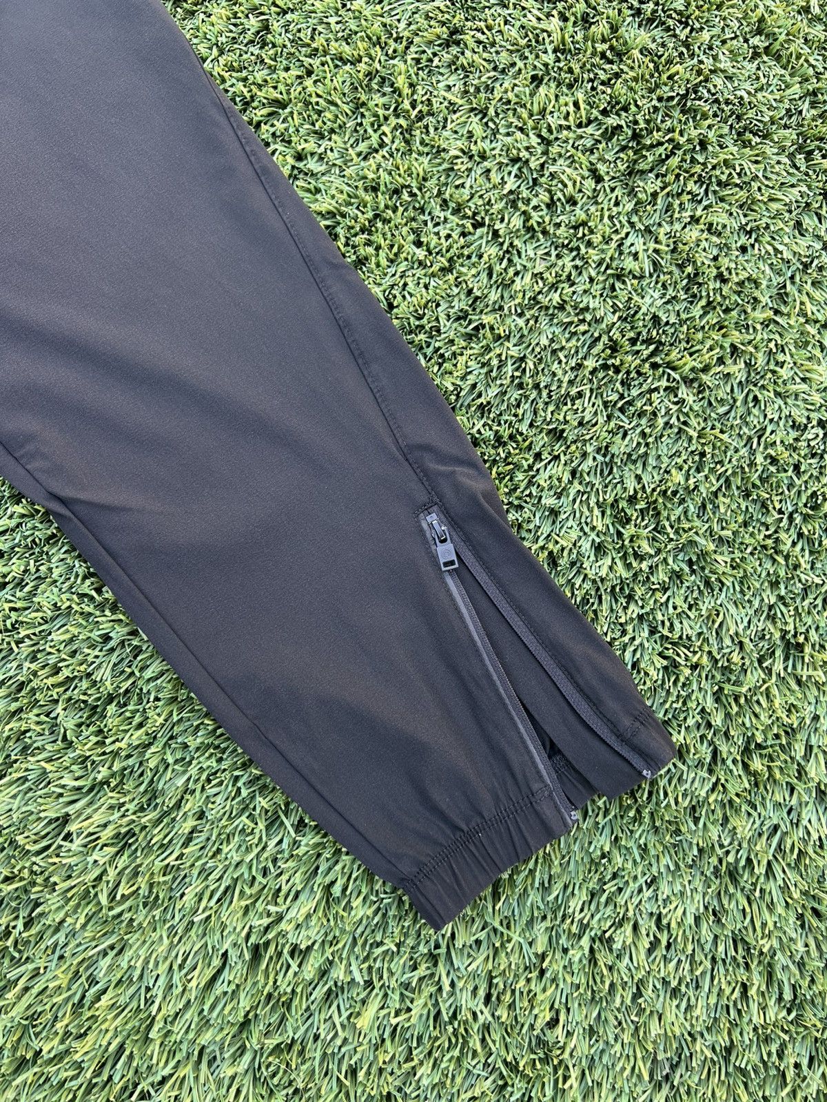Represent Clo. Represent 247 Black Training Pant Size M Size US 32 / EU 48 - 7 Thumbnail