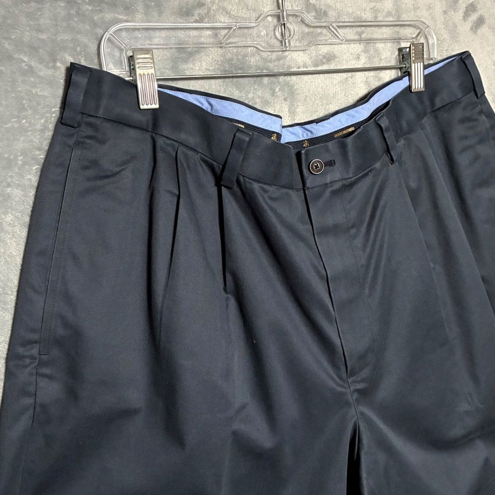 Brooks Brothers Brooks Brothers Pleated Advantage Chino Shorts Mens 40 Navy Blue Size US 40 / EU 56 - 3 Thumbnail