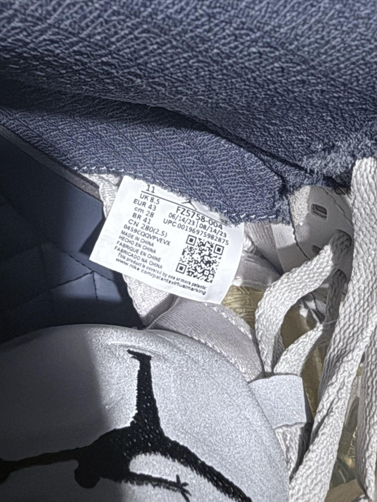 A Ma Maniere × Jordan Brand A Ma Maniére x Air Jordan 5 "Dawn" Size US 9.5 / EU 42-43 - 7 Thumbnail