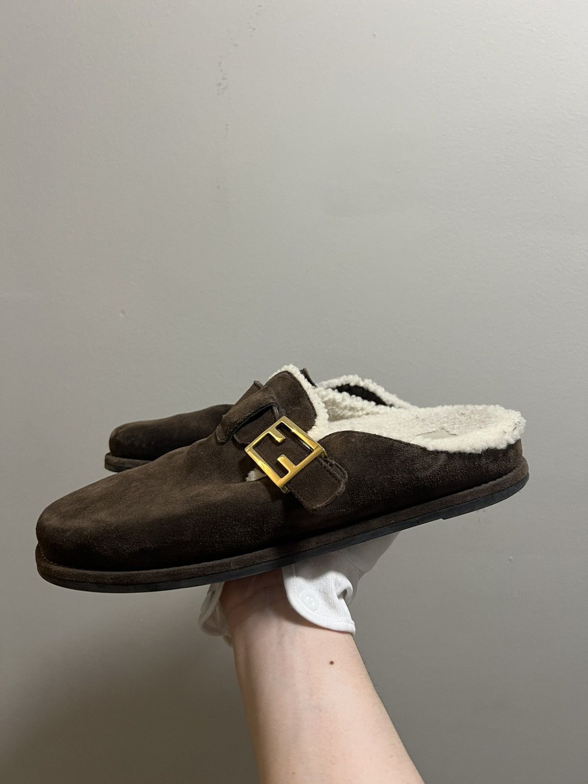 Fendi STEAL! Fendi Fendi Feel Suede Clogs Size US 9 / EU 42 - 2 Thumbnail