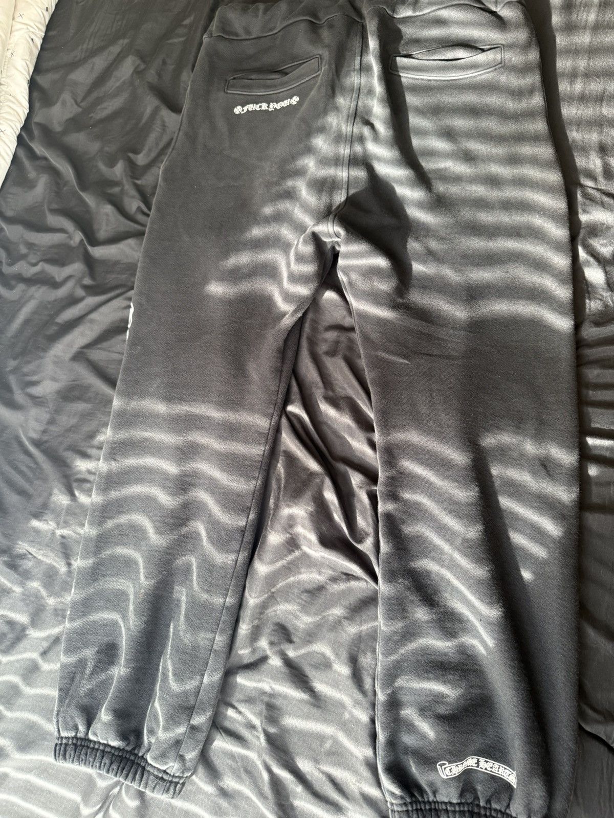 Chrome Hearts Chrome heart logo print sweatpants Size US 34 / EU 50 - 10 Thumbnail