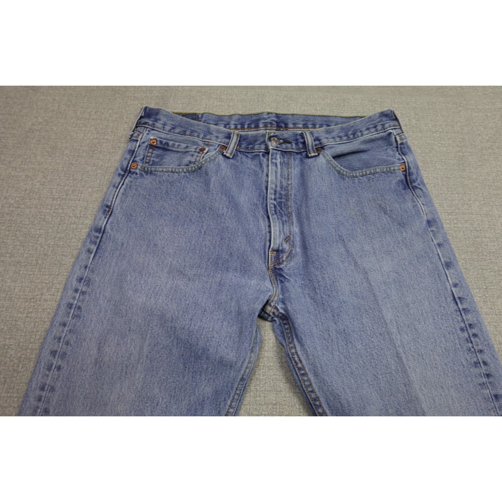 Levi's Levi's 505 Jeans Mens 36x30 Blue Regular Fit Straight Leg Light Wash 100% Cotton Size US 36 / EU 52 - 2 Thumbnail