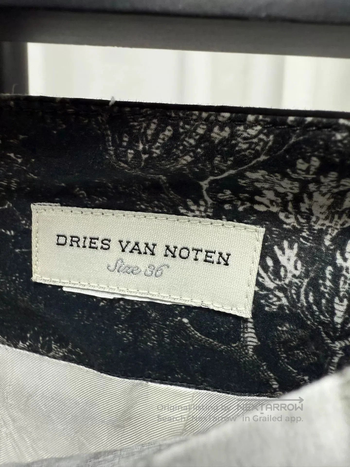 Dries Van Noten Dries van Noten Printed Ruffle Pencil Skirt. Size 35" - 6 Thumbnail