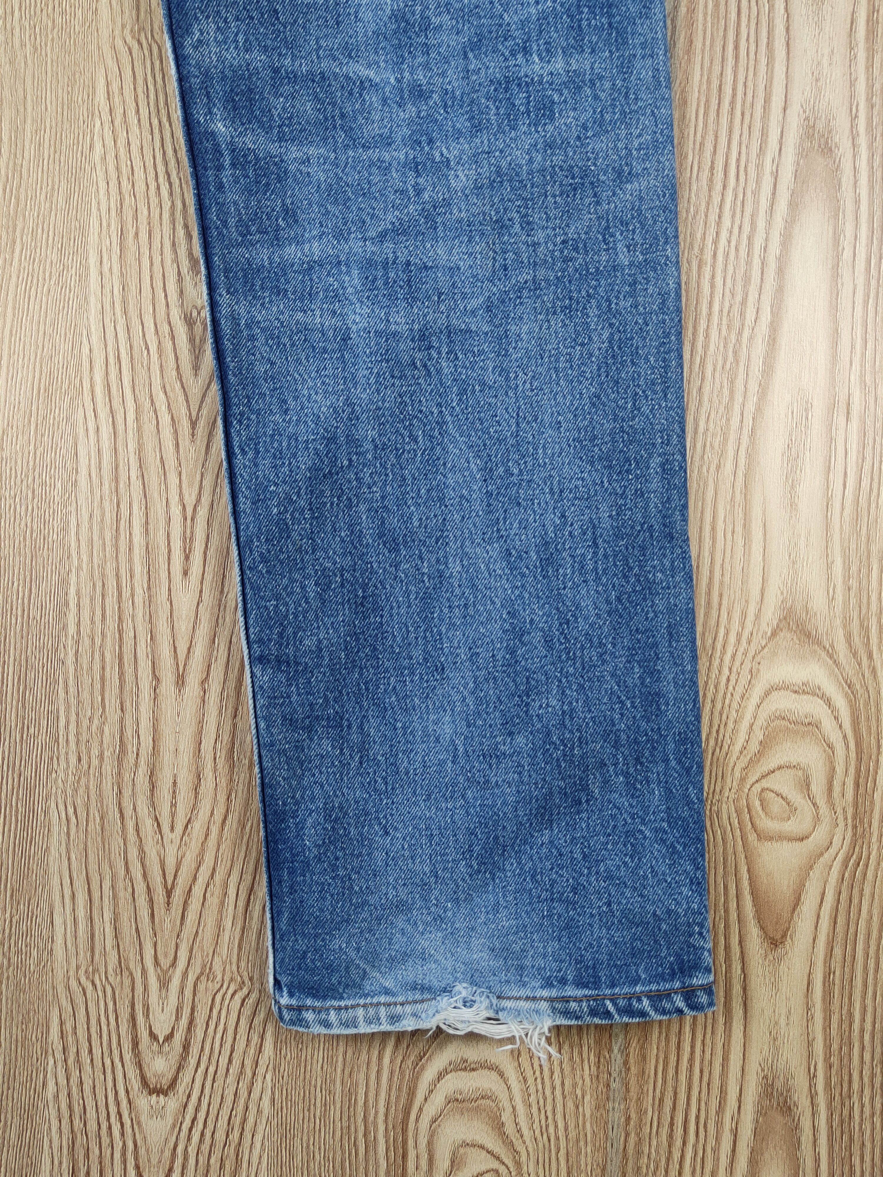 Levi's 80' vintage 501 Levi's Blue Distressed Ripped Jeans #S2743 Size US 33 - 12 Thumbnail