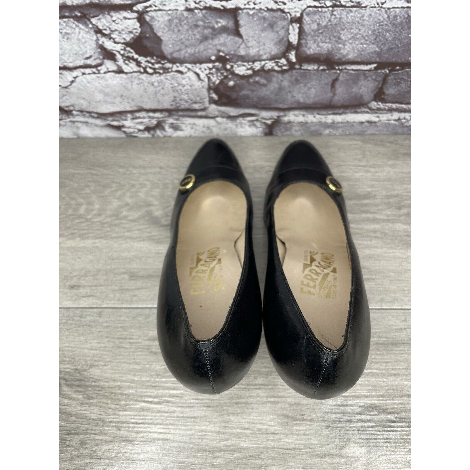 Salvatore Ferragamo Salvatore Ferragamo Black Leather Pointed Toe Pump Heels Wom Size US 7.5 / IT 37.5 - 5 Thumbnail