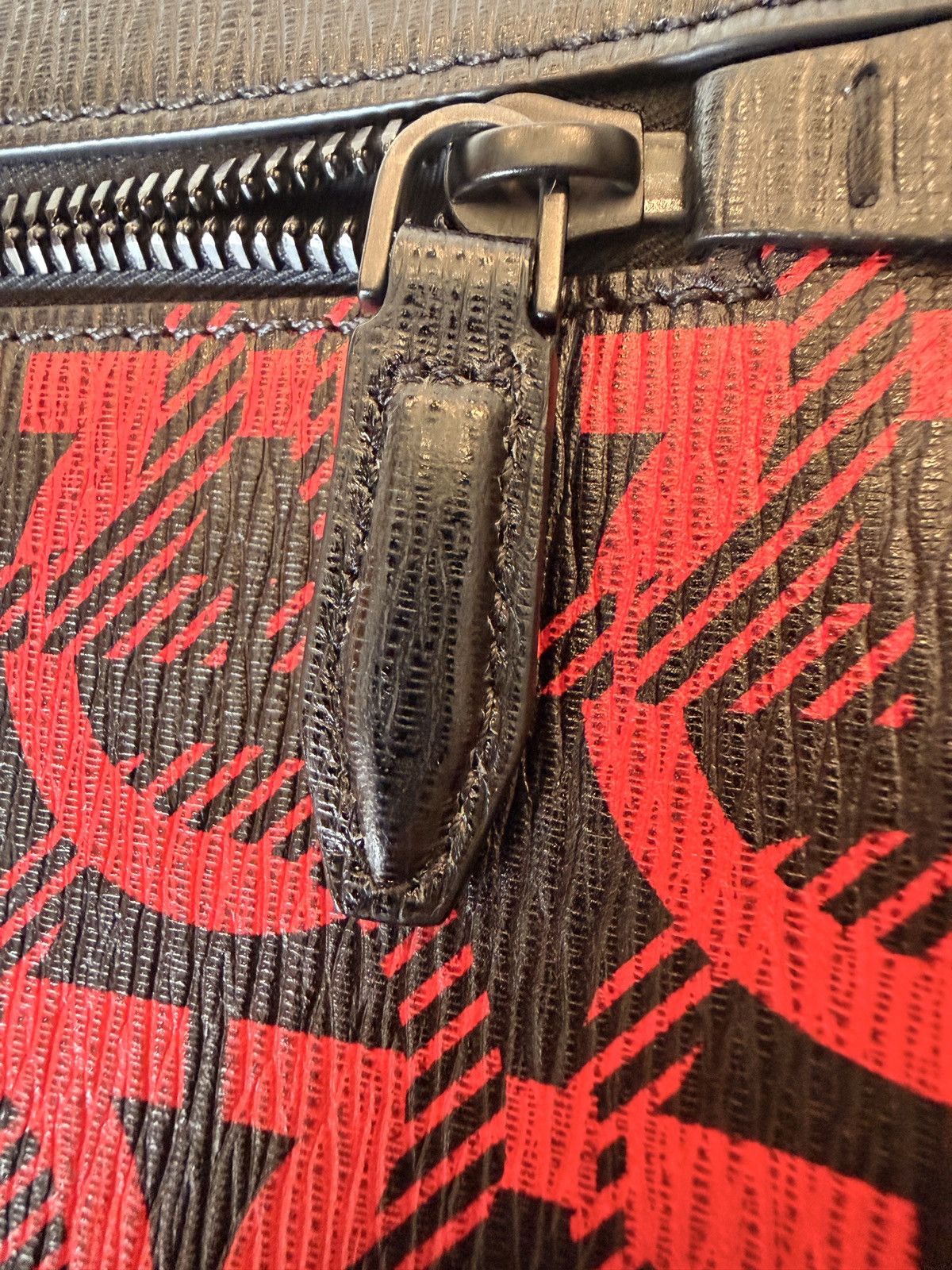 Salvatore Ferragamo Salvatore Ferragamo Red Black Gancini Monogram Clutch Size ONE SIZE - 12 Thumbnail
