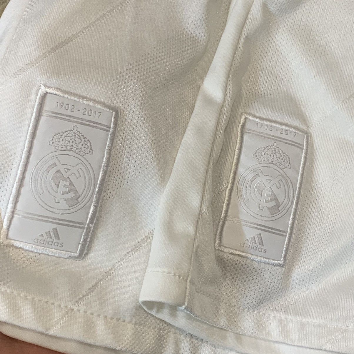 Adidas 🔥RARE🔥 2017/2018 Real Madrid Ronaldo Soccer Jersey Size US XL / EU 56 / 4 - 9 Thumbnail