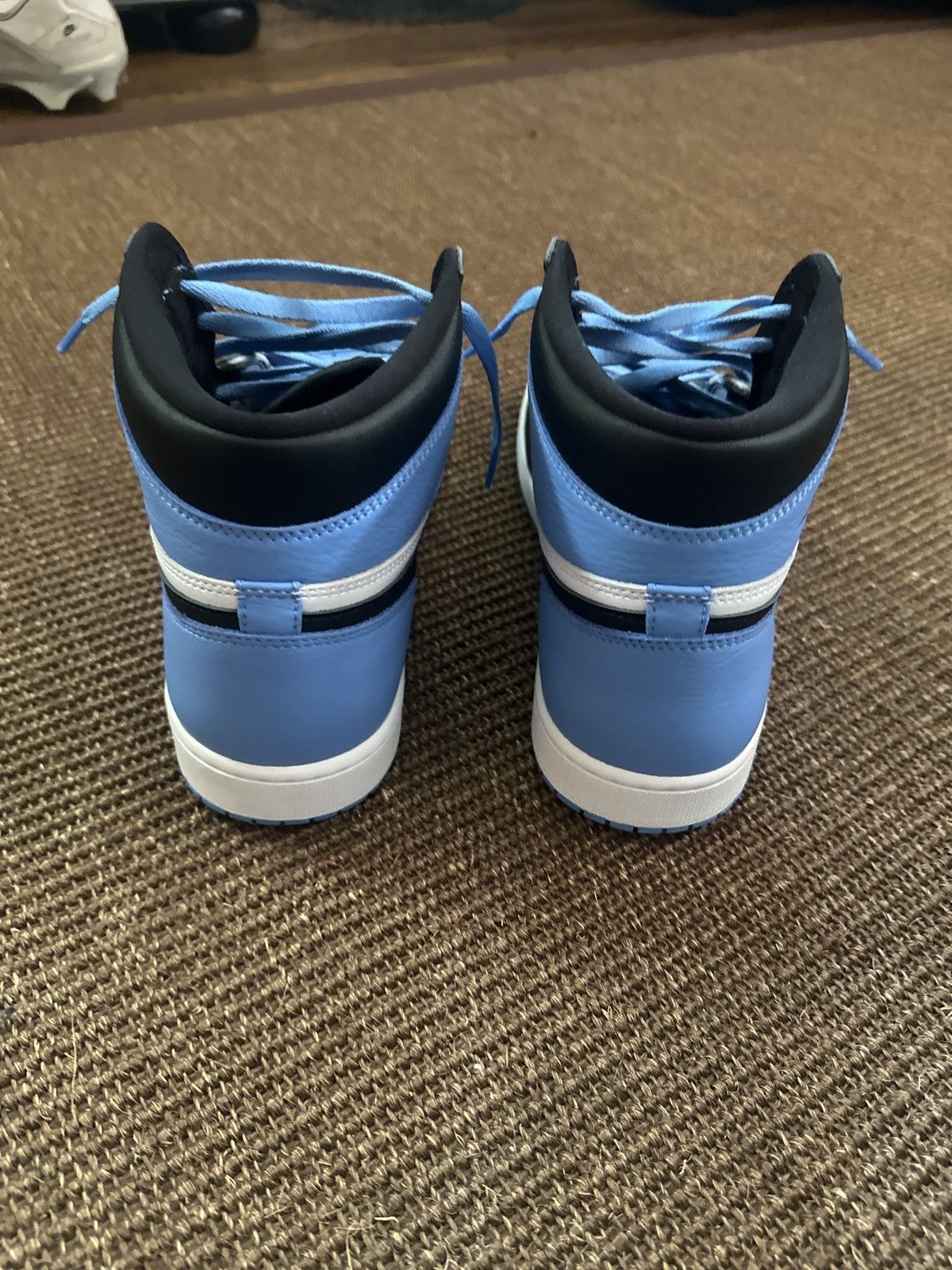 Jordan Brand × Nike Jordan 1 UNC toe Size 12 Size US 13 / EU 46 - 8 Thumbnail