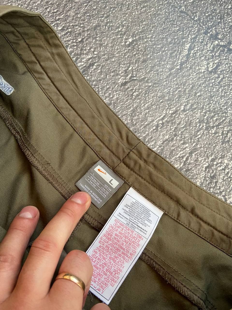 Nike Vintage Nike Y2K distressed cargo trekking pants Size US 36 / EU 52 - 6 Thumbnail