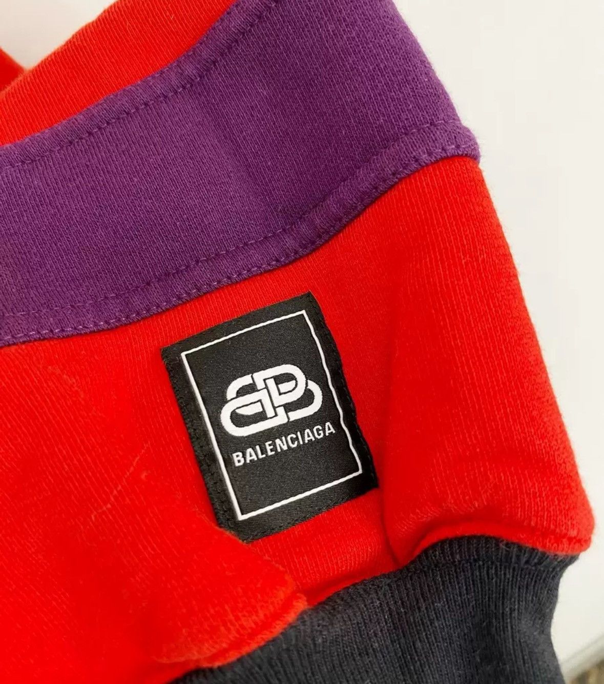 Balenciaga balenciaga hoodie 2412-Nextarrow Size US S / EU 44-46 / 1 - 5 Thumbnail