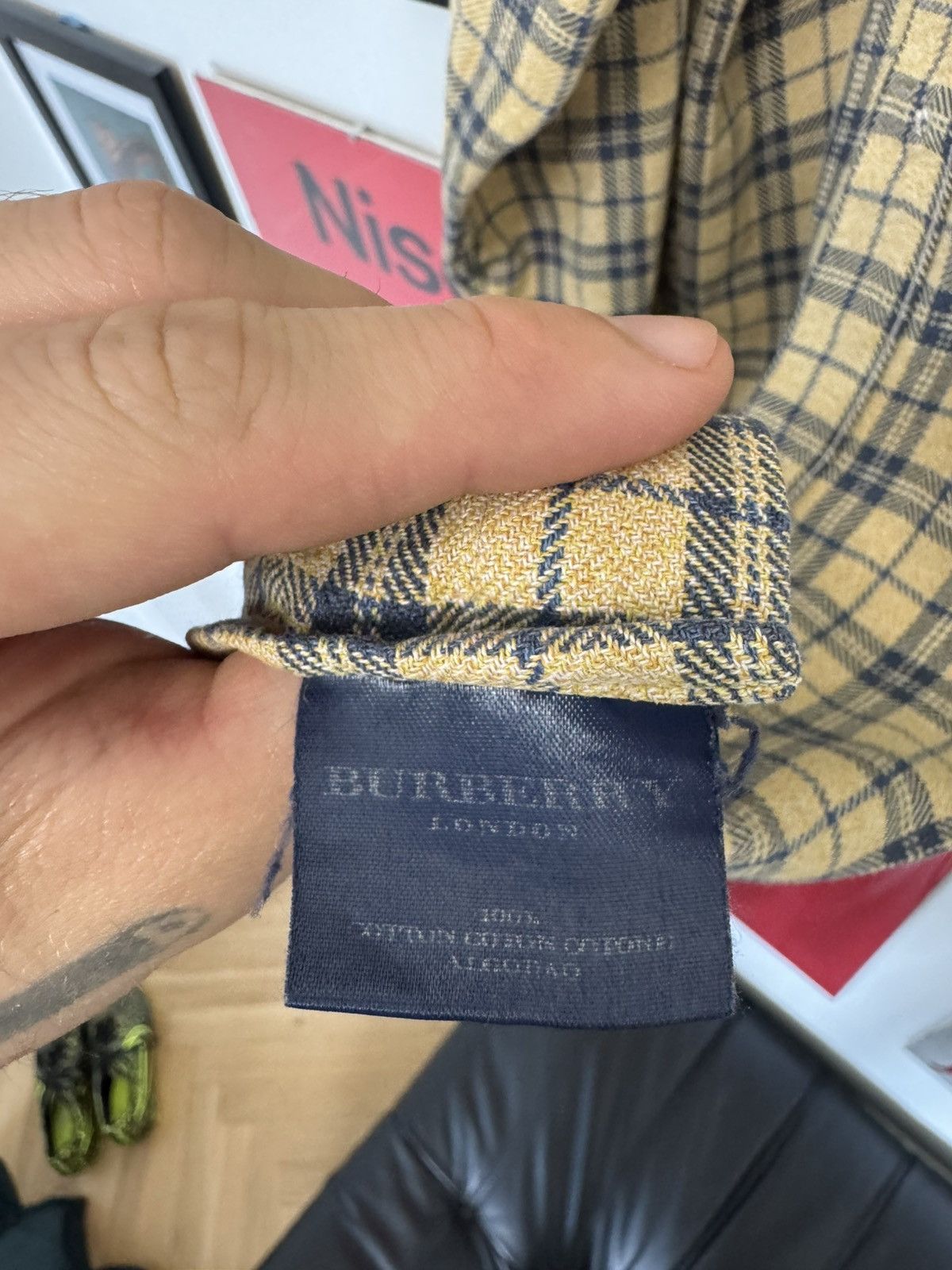Burberry Burberry Button Up Casual Shirt Yellow NovaCheck Rare Luxury Size US XL / EU 56 / 4 - 6 Thumbnail