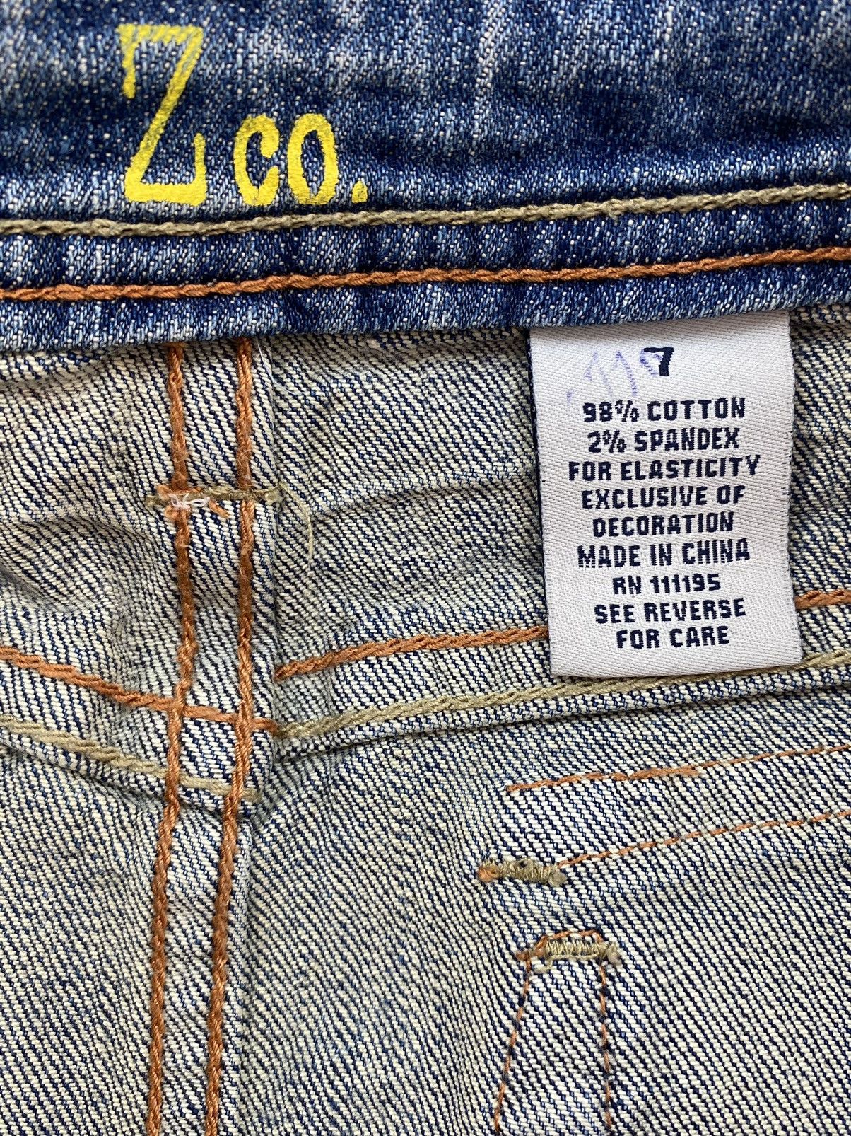 Vintage Y2K Vintage Z Co. Rhinestone Washed Denim Mini Skirt Size 28" / US 6 / IT 42 - 7 Thumbnail