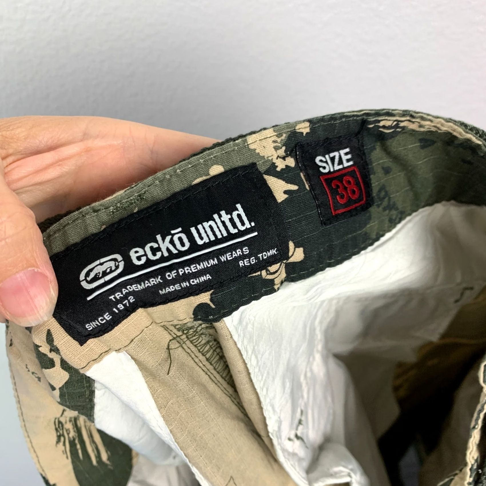 Ecko Unltd. VINTAGE Ecko Camo Belted Shorts Size US 38 / EU 54 - 6 Thumbnail
