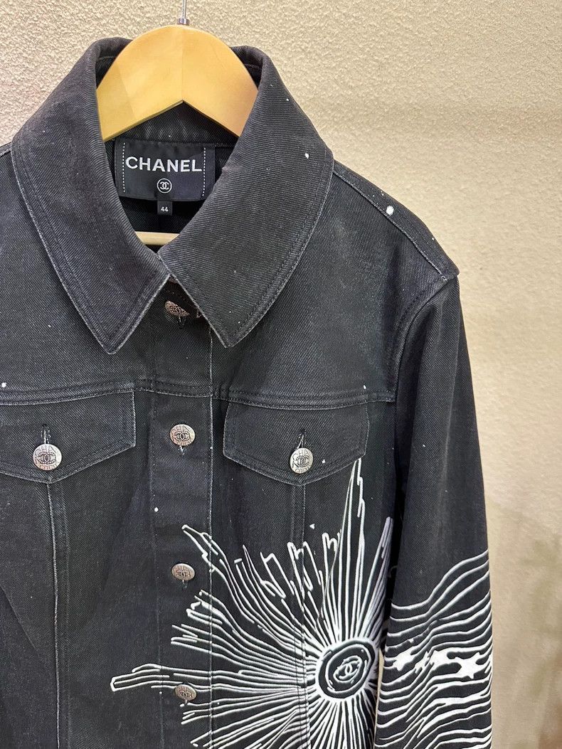 Chanel Chanel 22C sunflower graffiti to make old denim jackets Size M / US 6-8 / IT 42-44 - 5 Thumbnail