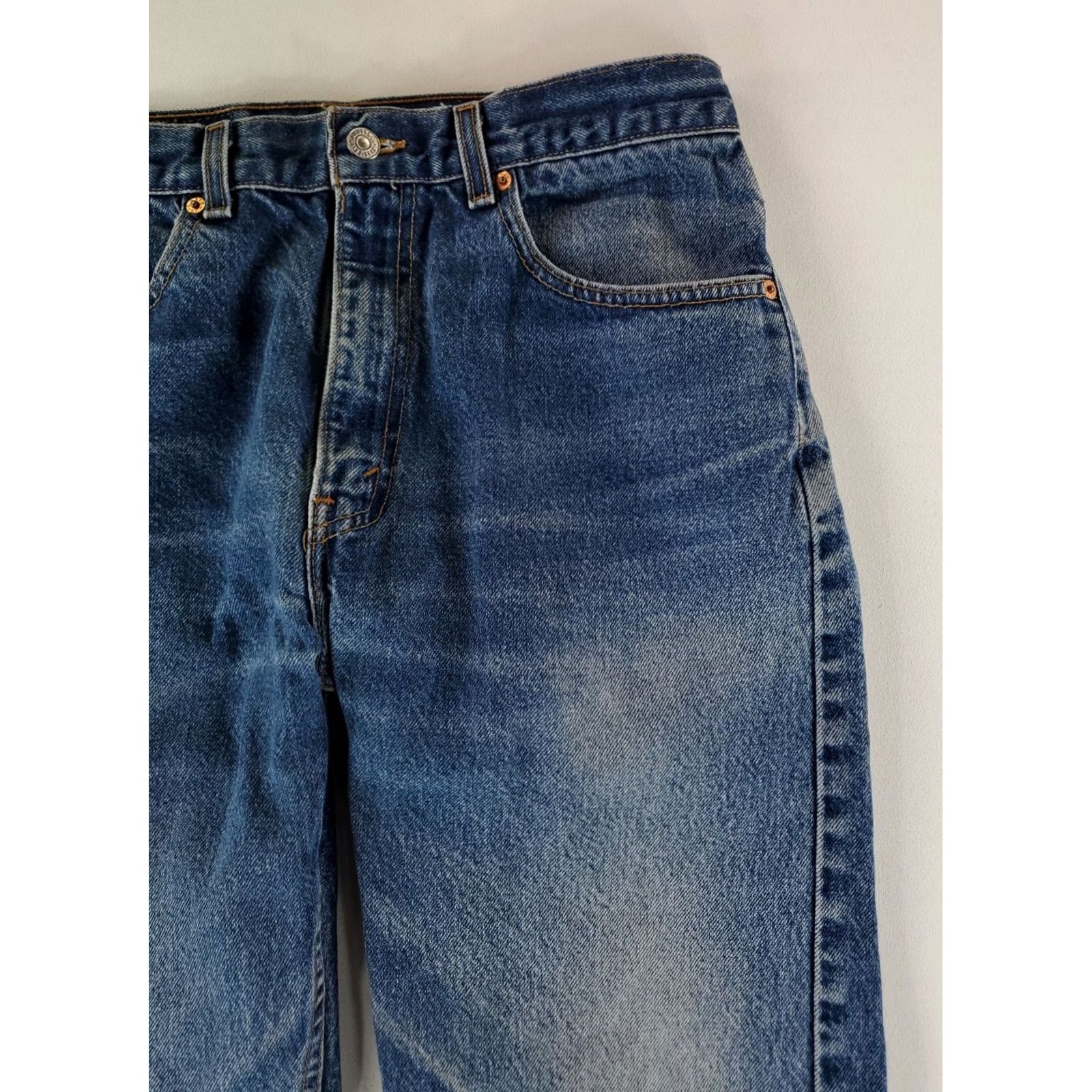 Levi's VINTAGE Levi's 505 Jeans VTG Y2K Made USA Whiskering Mens 31x29 Actual 31x30 Blue Straight Jeans Men Size US 31 - 5 Thumbnail