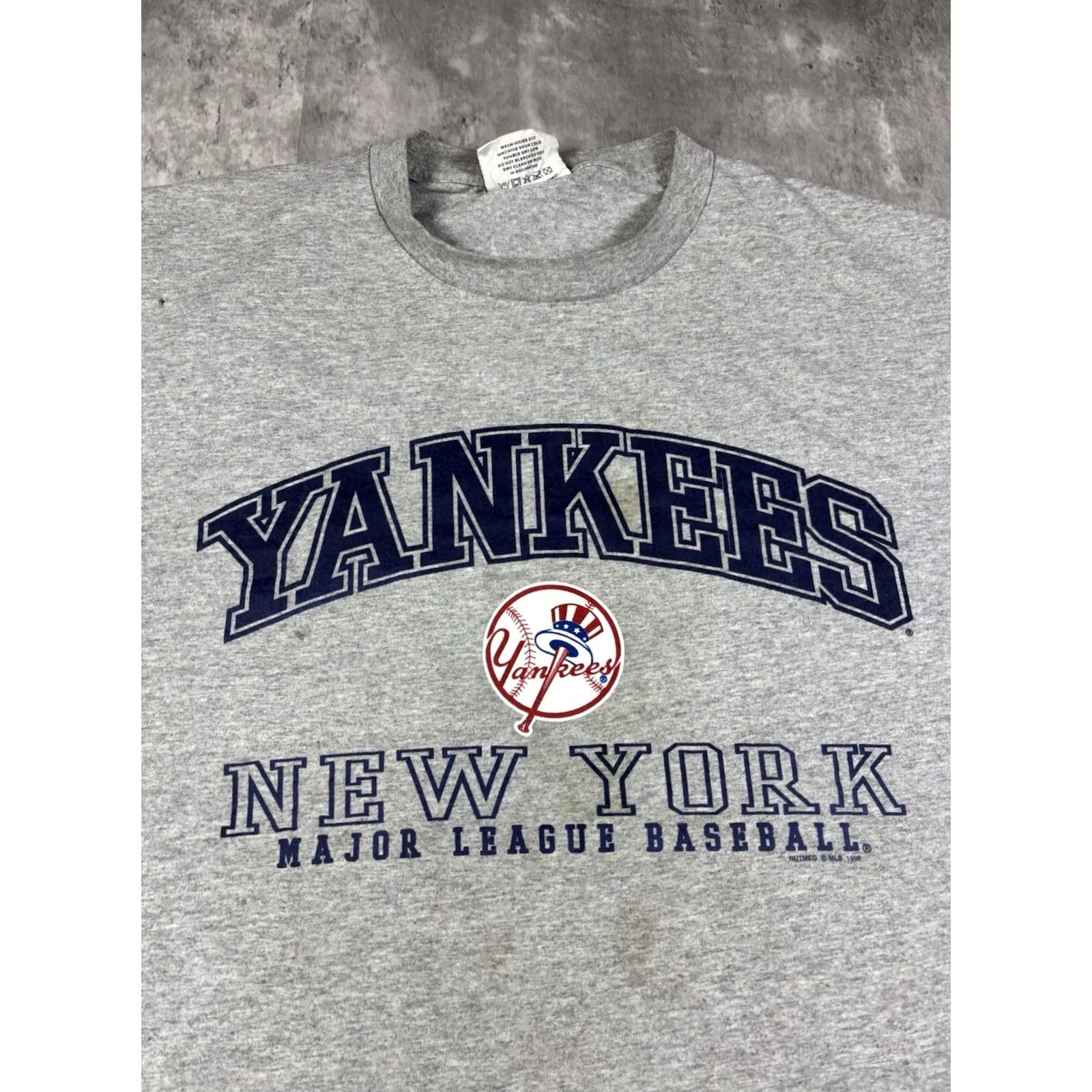 Lee VINTAGE New York Yankees Lee Sport T Shirt Grey 2XL Mens Crew Neck Short Sleeve Graphic Print 90s Vintage Sports Classic Size US XXL / EU 58 / 5 - 3 Thumbnail