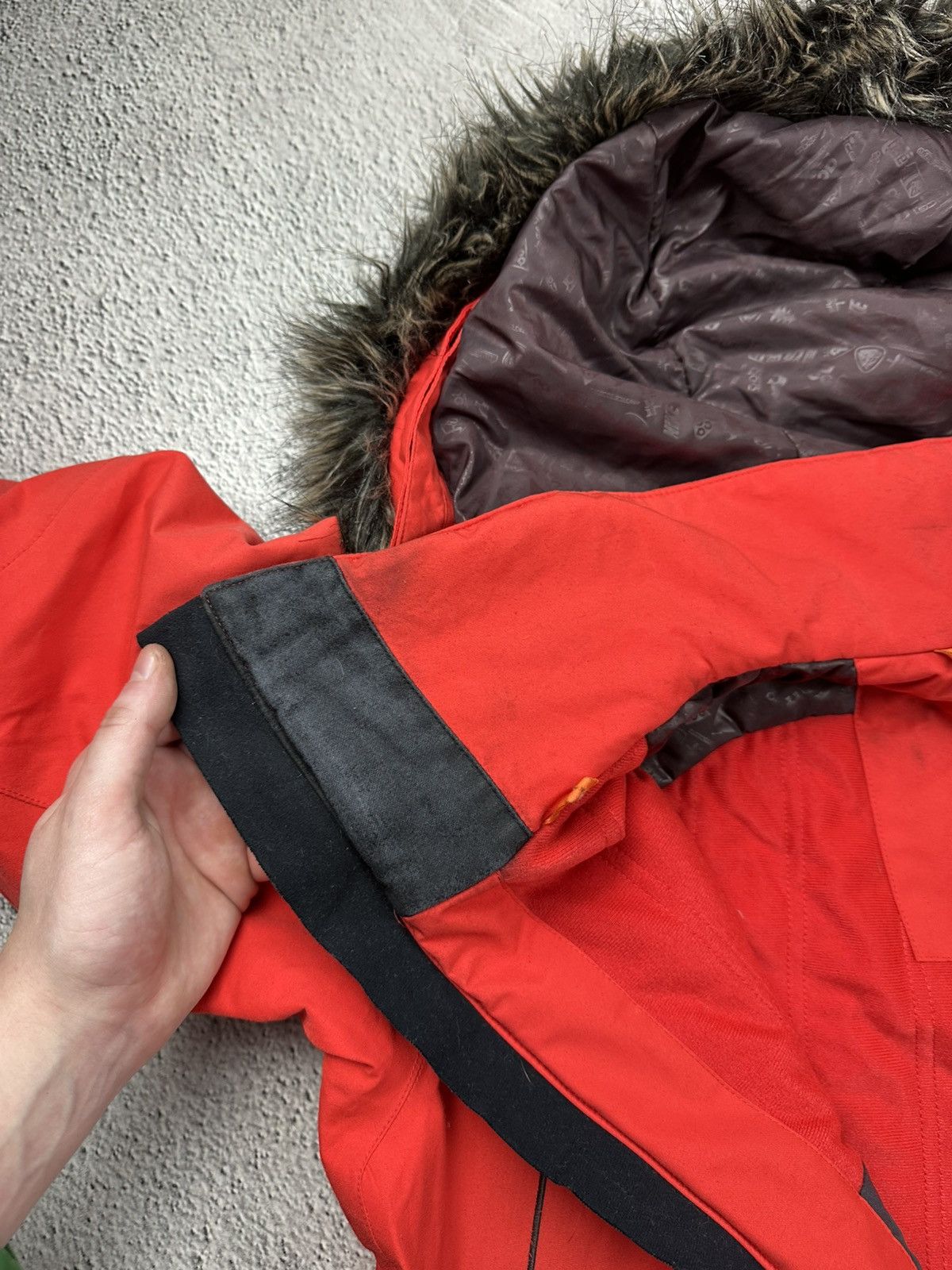 Nike ACG Vintage Nike ACG Jacket Gore-Tex Rain Coat Fur Fuzzy Outdoor Size US M / EU 48-50 / 2 - 13 Thumbnail