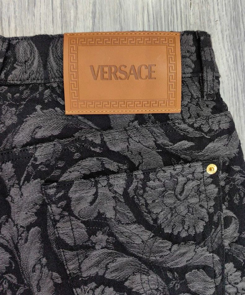 Versace Versace Baroque jacquard jeans Size US 31 - 7 Thumbnail