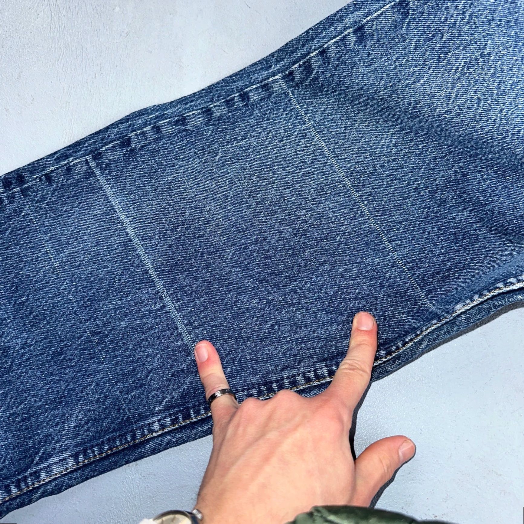 Levi's VINTAGE Levi's 501 Jeans Straight Leg 33x32 Blue Medium Wash 90s Mens Size US 33 - 6 Thumbnail